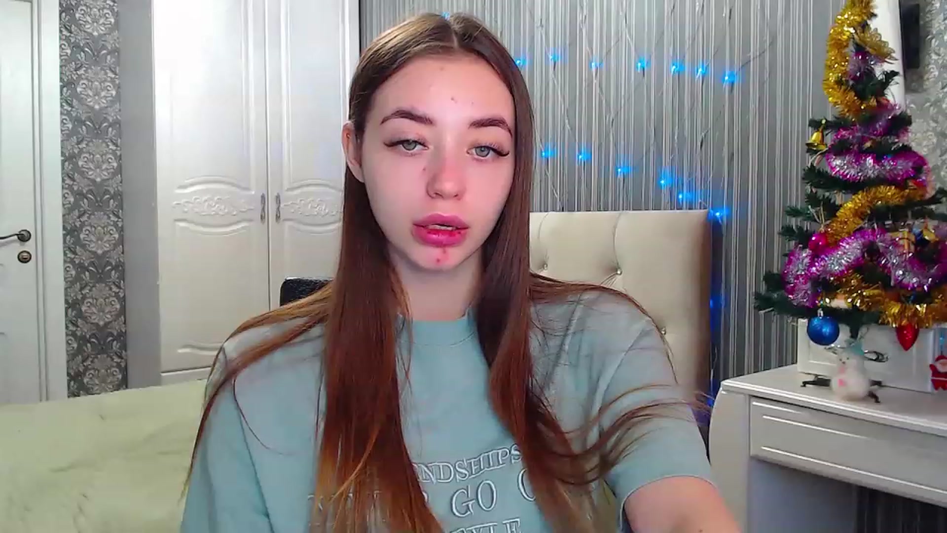 Gallery image thumbnail from EmeraldLilyyy's myfreecams stream on, 01/10/2023, 09:34 image 5 of 20
