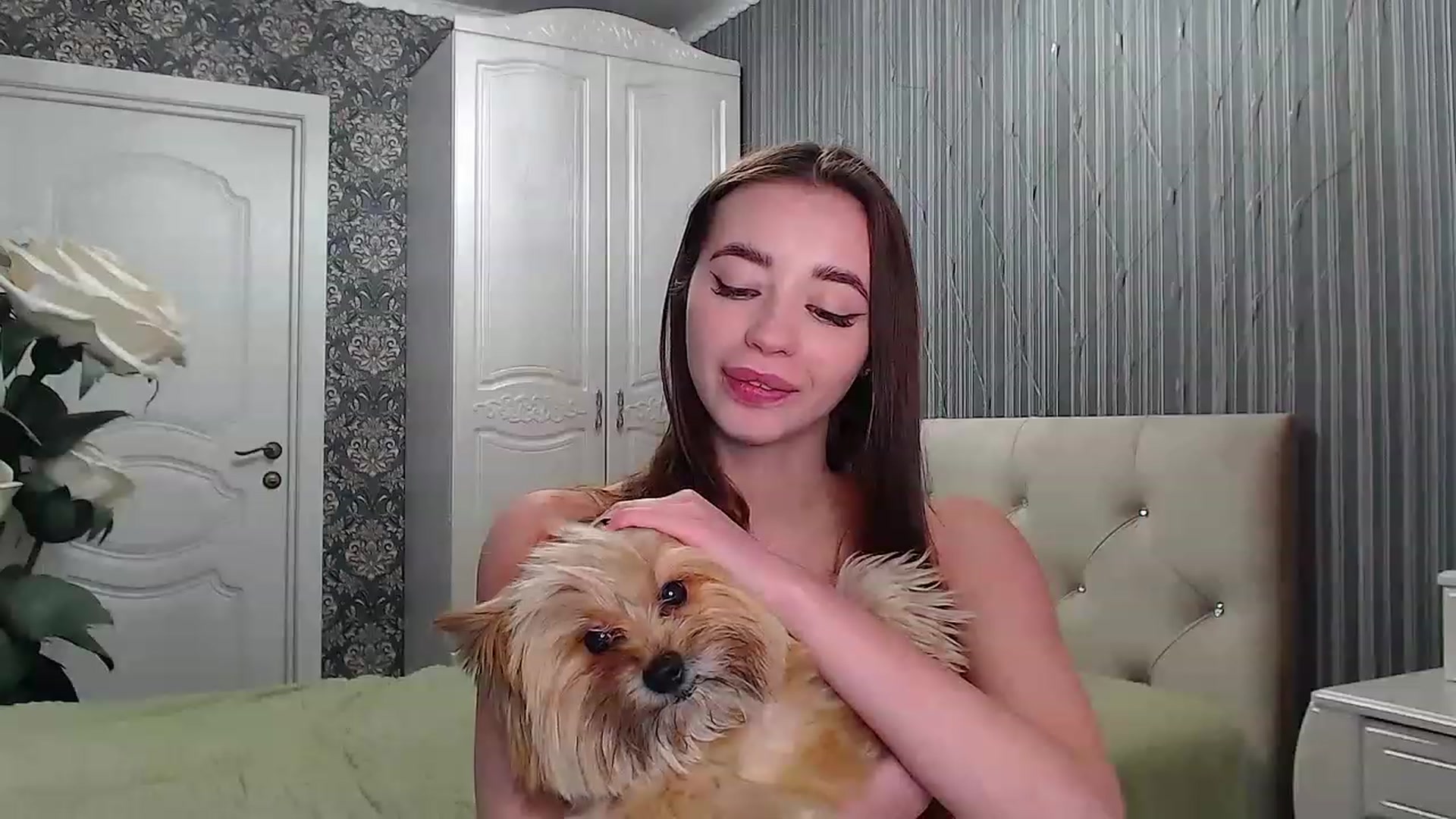 Gallery image thumbnail from EmeraldLilyyy's myfreecams stream on, 01/29/2023, 10:06 image 18 of 20