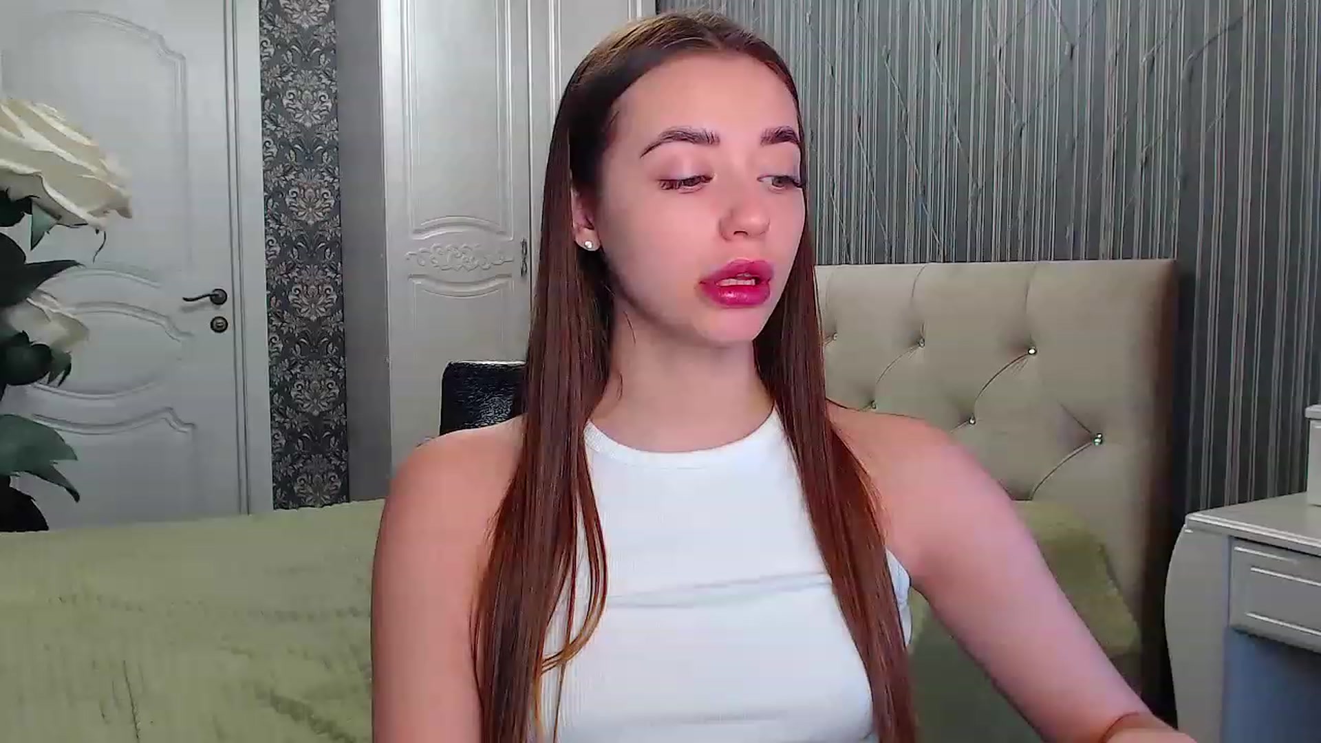 Gallery image thumbnail from EmeraldLilyyy's myfreecams stream on, 01/30/2023, 09:51 image 4 of 20