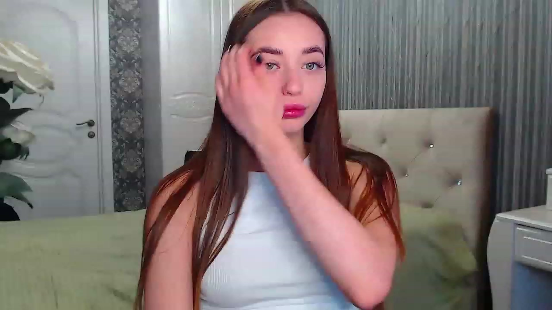 Gallery image thumbnail from EmeraldLilyyy's myfreecams stream on, 01/30/2023, 09:51 image 8 of 20
