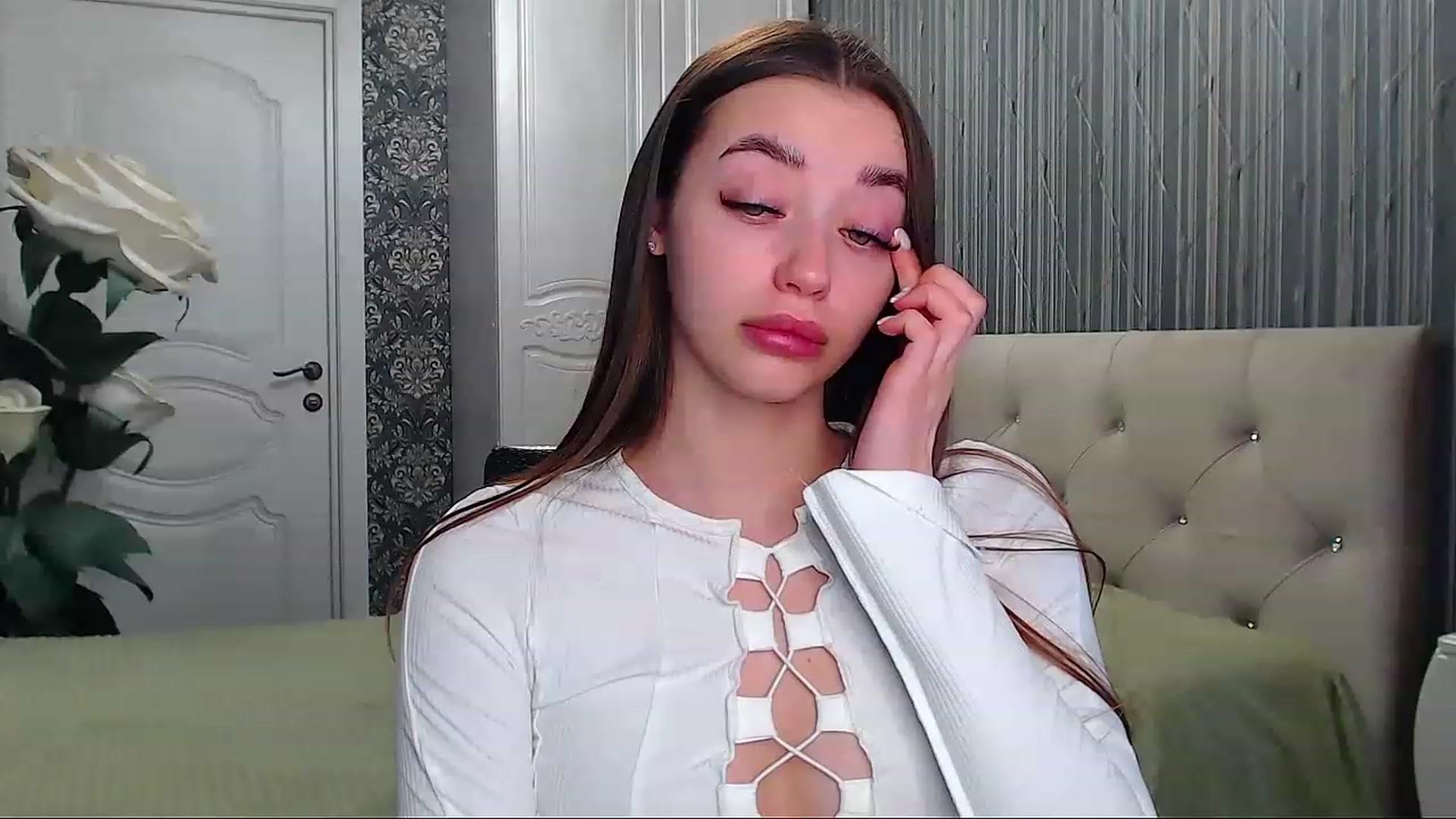 Gallery image thumbnail from EmeraldLilyyy's myfreecams stream on, 02/01/2023, 09:07 image 3 of 20