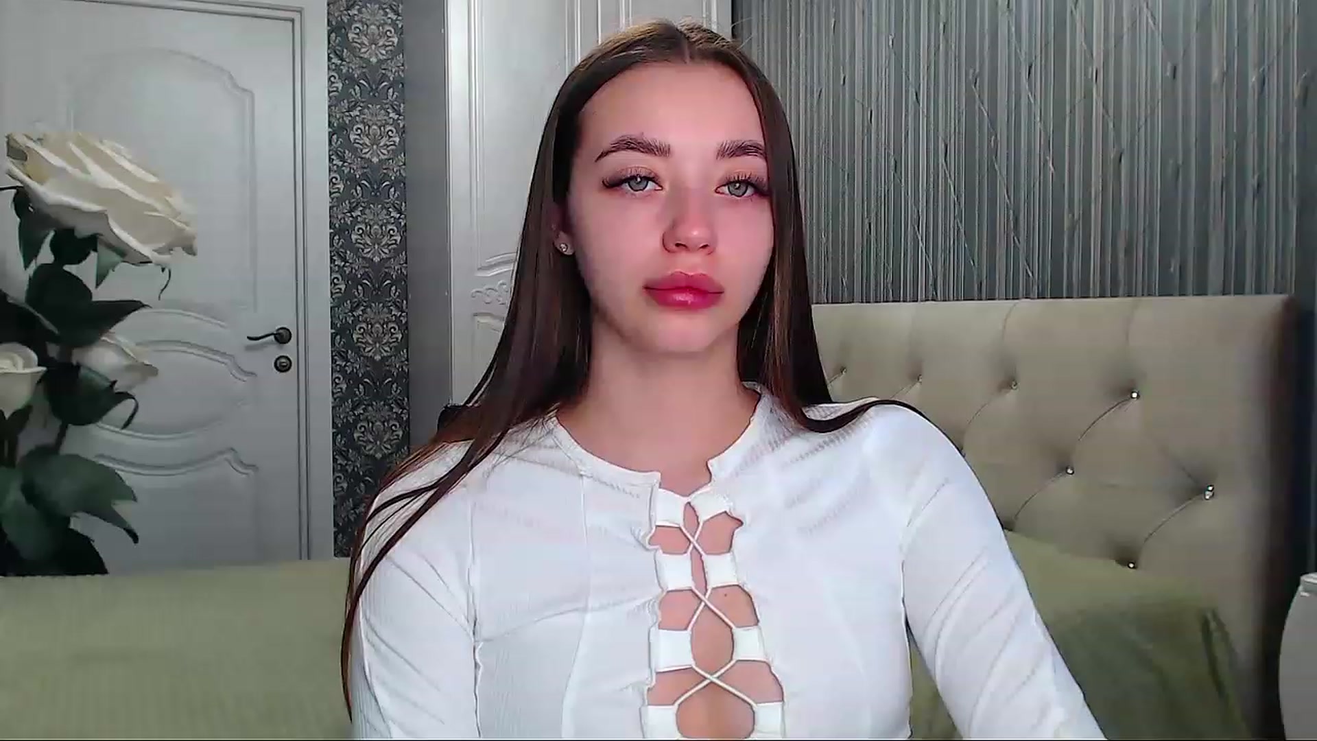 Gallery image thumbnail from EmeraldLilyyy's myfreecams stream on, 02/01/2023, 09:07 image 5 of 20