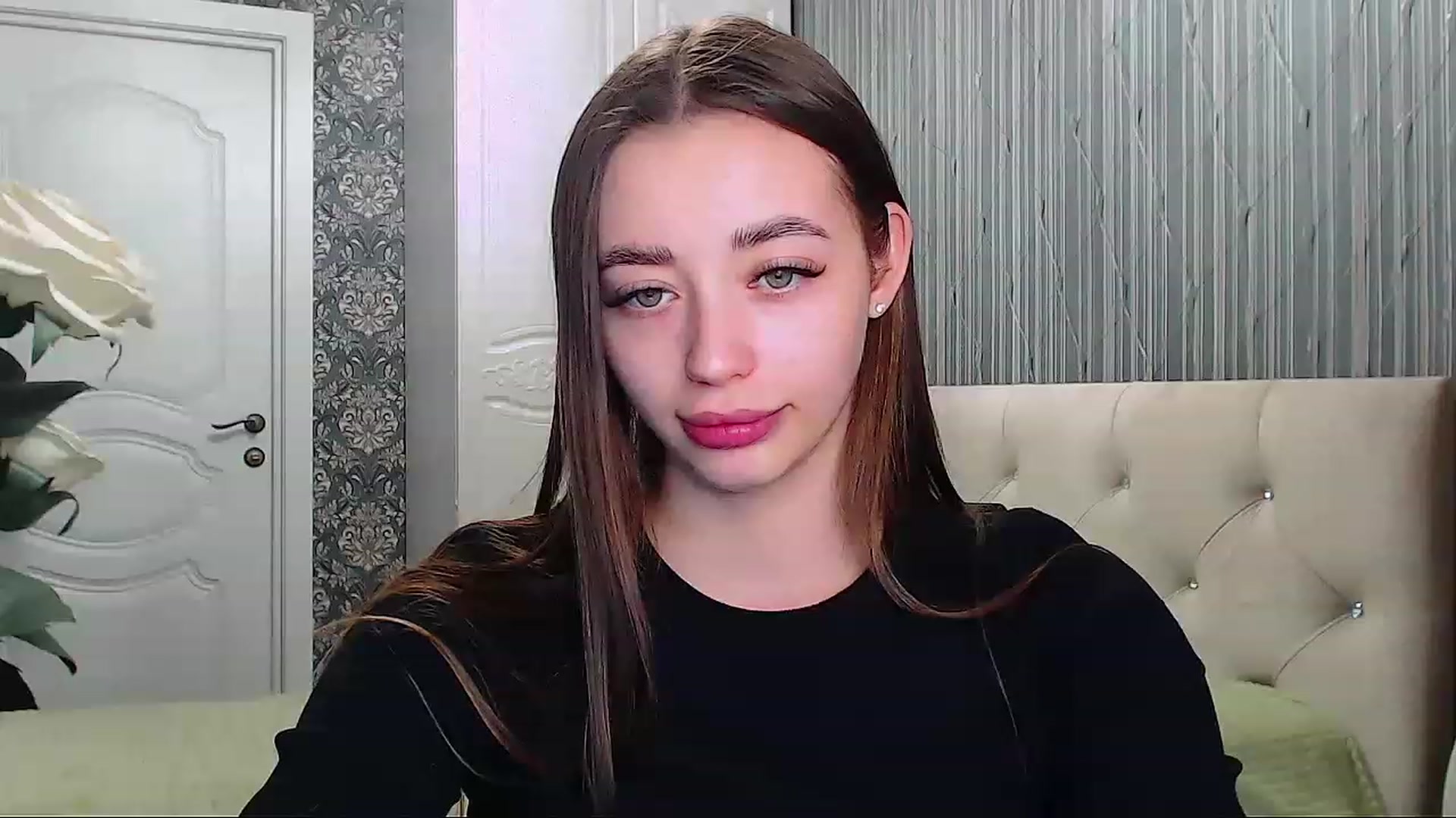 Gallery image thumbnail from EmeraldLilyyy's myfreecams stream on, 02/01/2023, 12:10 image 15 of 20