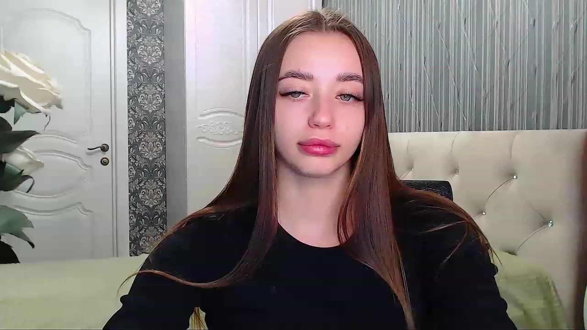 Gallery image thumbnail from EmeraldLilyyy's myfreecams stream on, 02/01/2023, 12:10 image 1 of 20