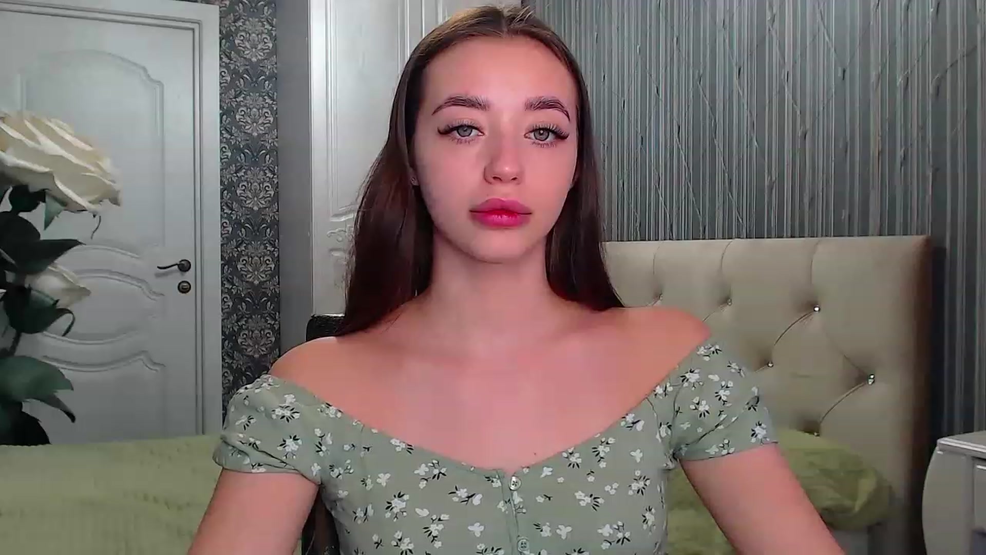Gallery image thumbnail from EmeraldLilyyy's myfreecams stream on, 02/03/2023, 09:30 image 18 of 20
