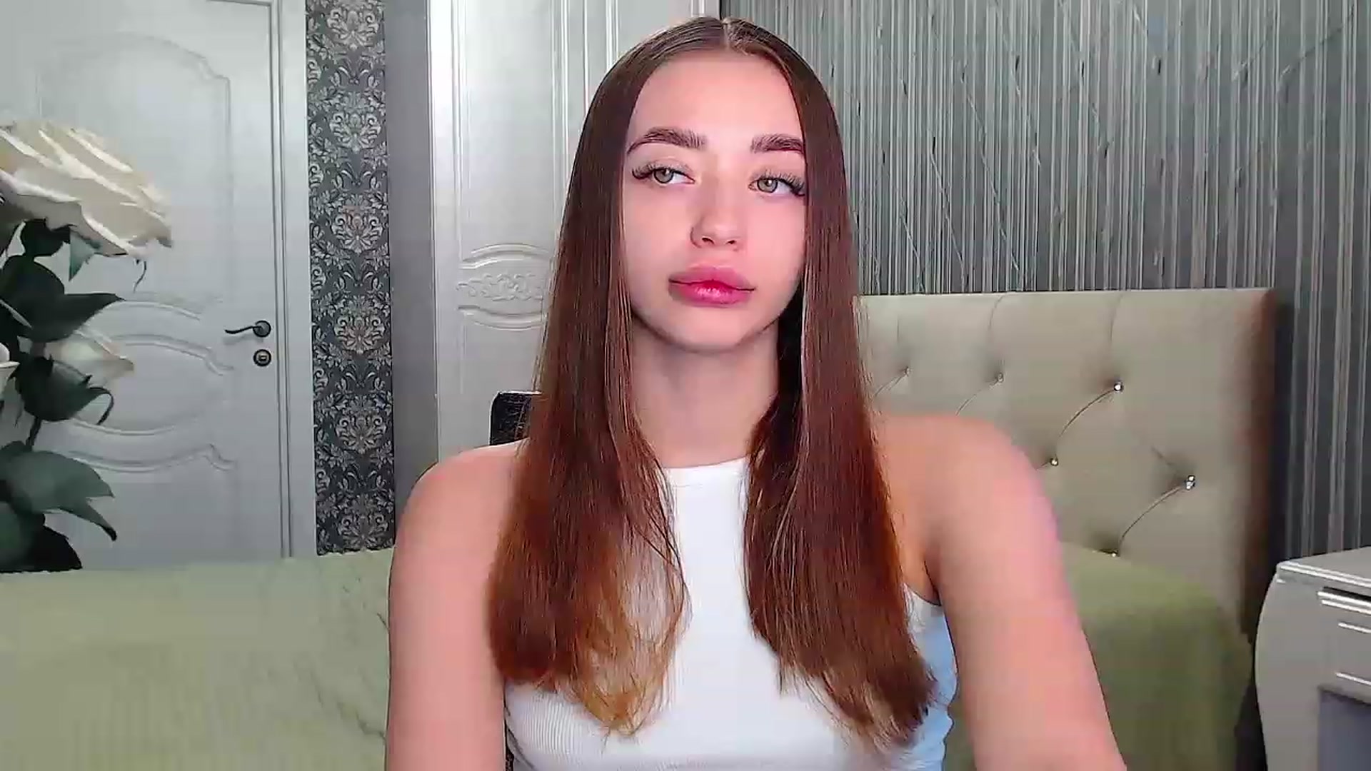 Gallery image thumbnail from EmeraldLilyyy's myfreecams stream on, 02/05/2023, 10:16 image 5 of 20