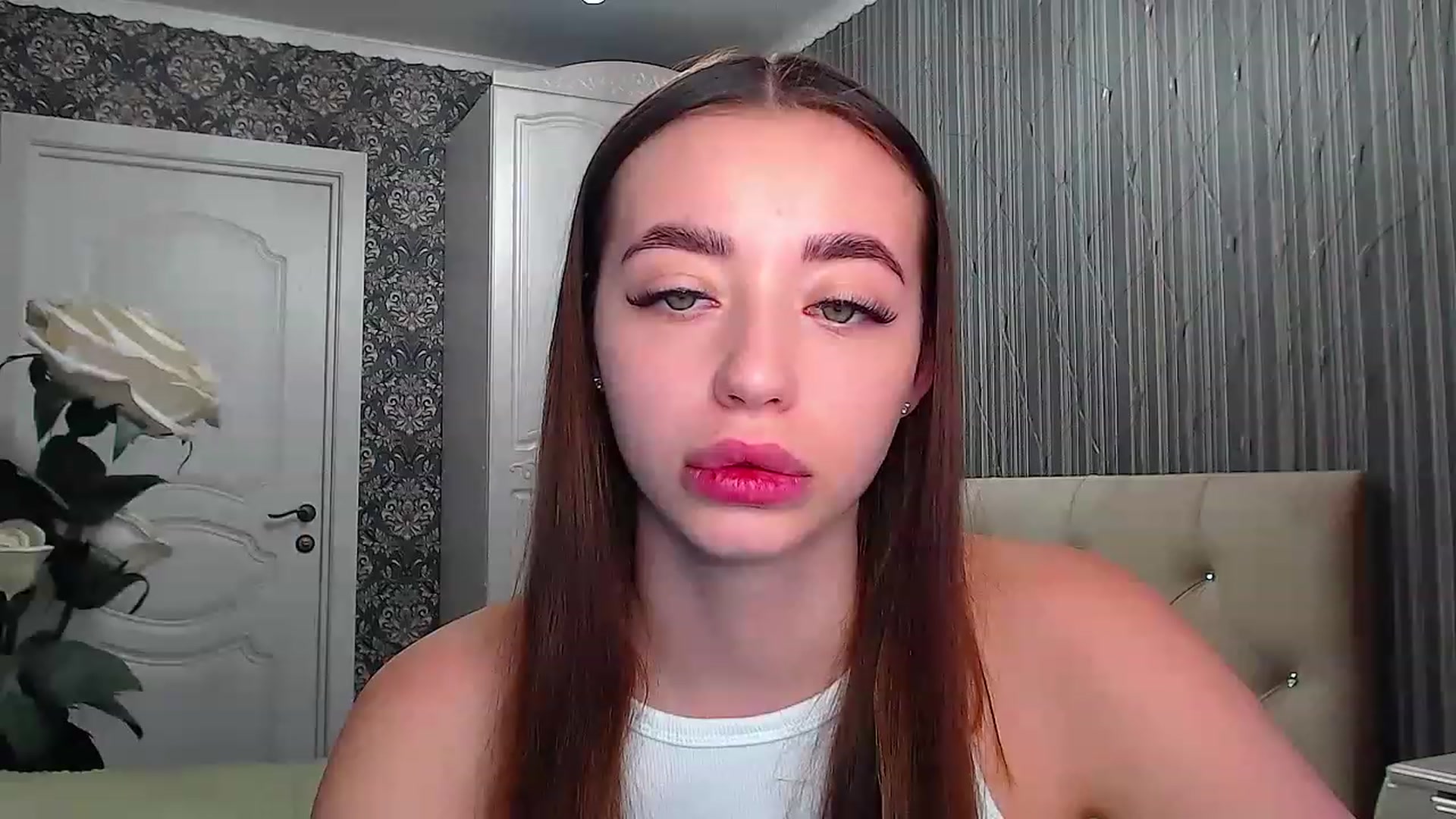 Gallery image thumbnail from EmeraldLilyyy's myfreecams stream on, 02/05/2023, 10:16 image 20 of 20