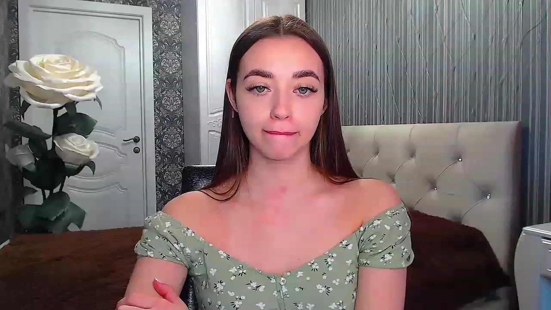 Gallery image thumbnail from EmeraldLilyyy's myfreecams stream on, 02/10/2023, 12:07 image 12 of 20