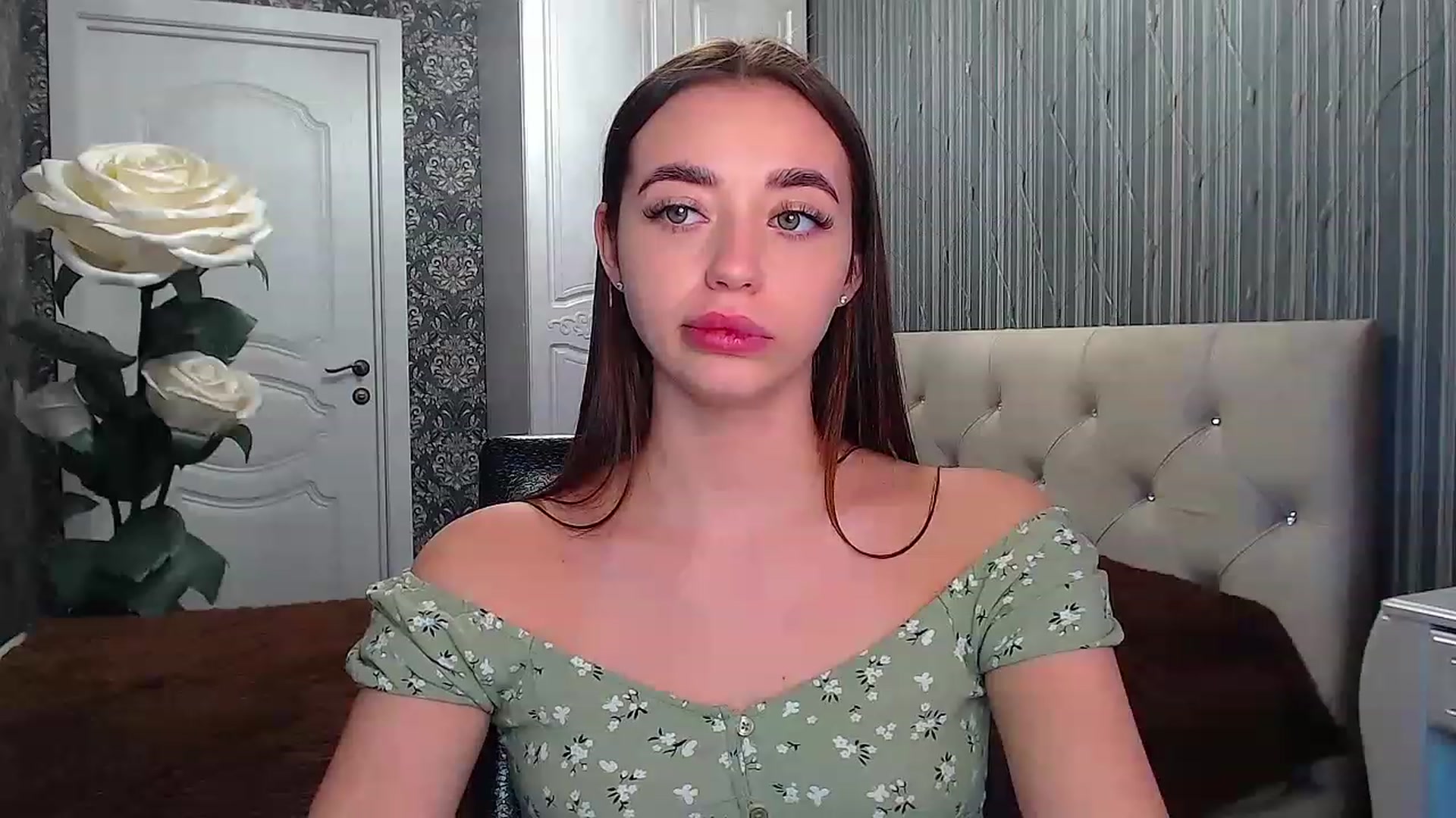Gallery image thumbnail from EmeraldLilyyy's myfreecams stream on, 02/10/2023, 12:07 image 9 of 20