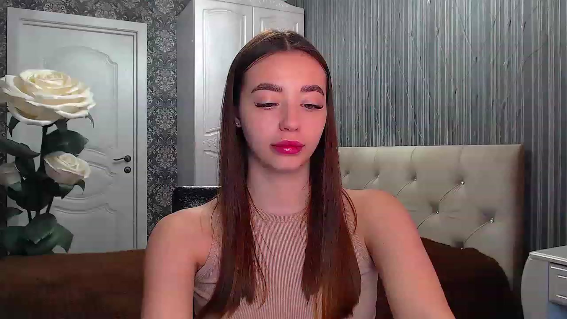 Gallery image thumbnail from EmeraldLilyyy's myfreecams stream on, 02/17/2023, 09:20 image 19 of 20