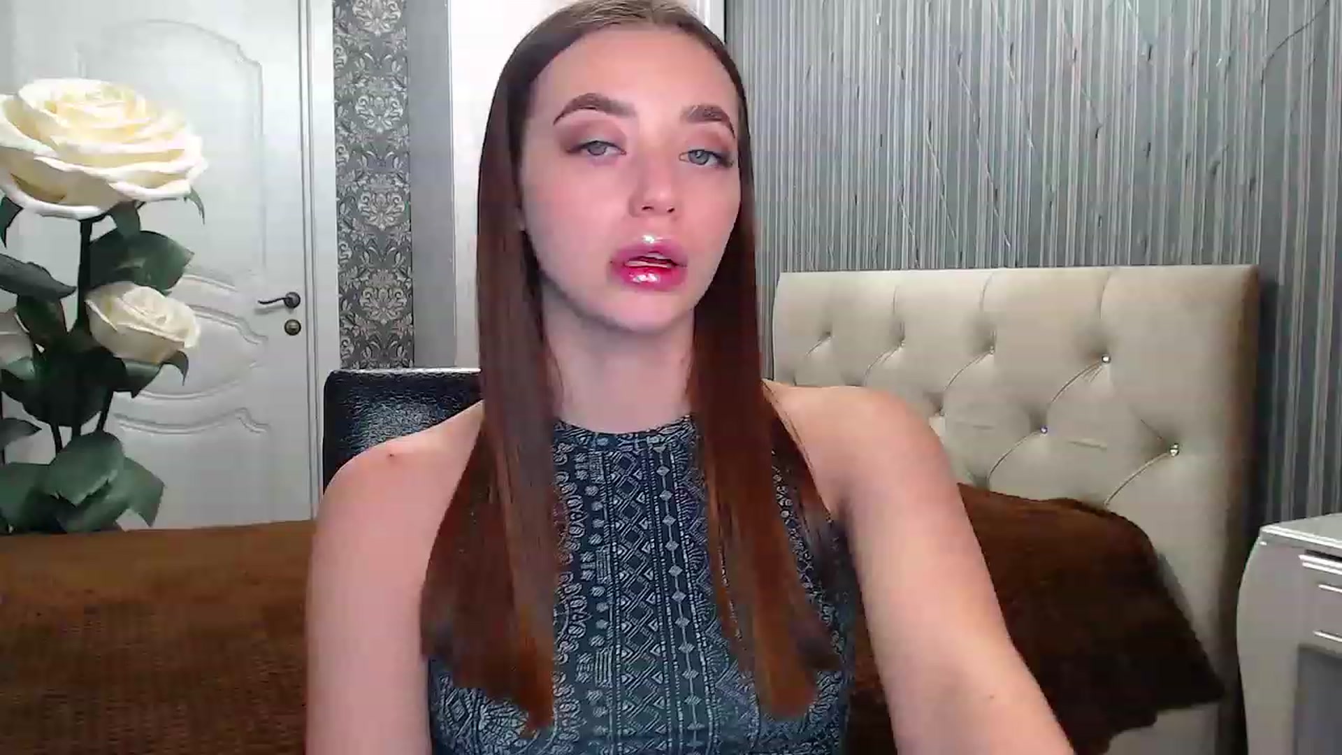 Gallery image thumbnail from EmeraldLilyyy's myfreecams stream on, 02/18/2023, 15:35 image 7 of 20