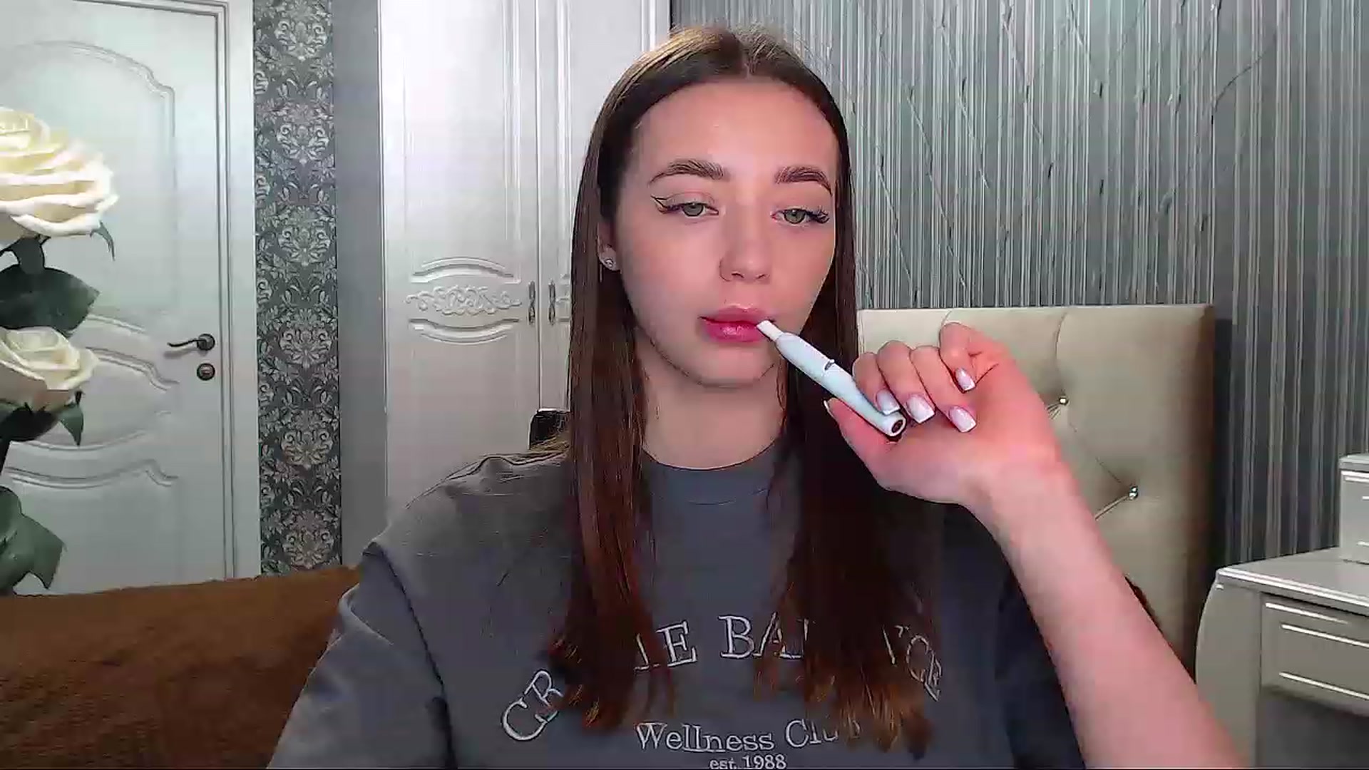 Gallery image thumbnail from EmeraldLilyyy's myfreecams stream on, 02/22/2023, 09:40 image 19 of 20