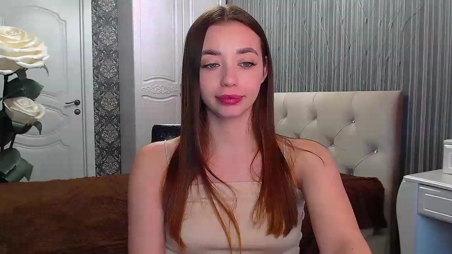 Gallery image thumbnail from EmeraldLilyyy's myfreecams stream on, 02/26/2023, 11:35 image 5 of 20