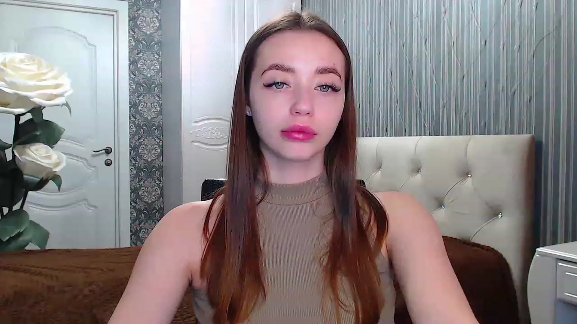 Gallery image thumbnail from EmeraldLilyyy's myfreecams stream on, 02/28/2023, 12:47 image 10 of 20