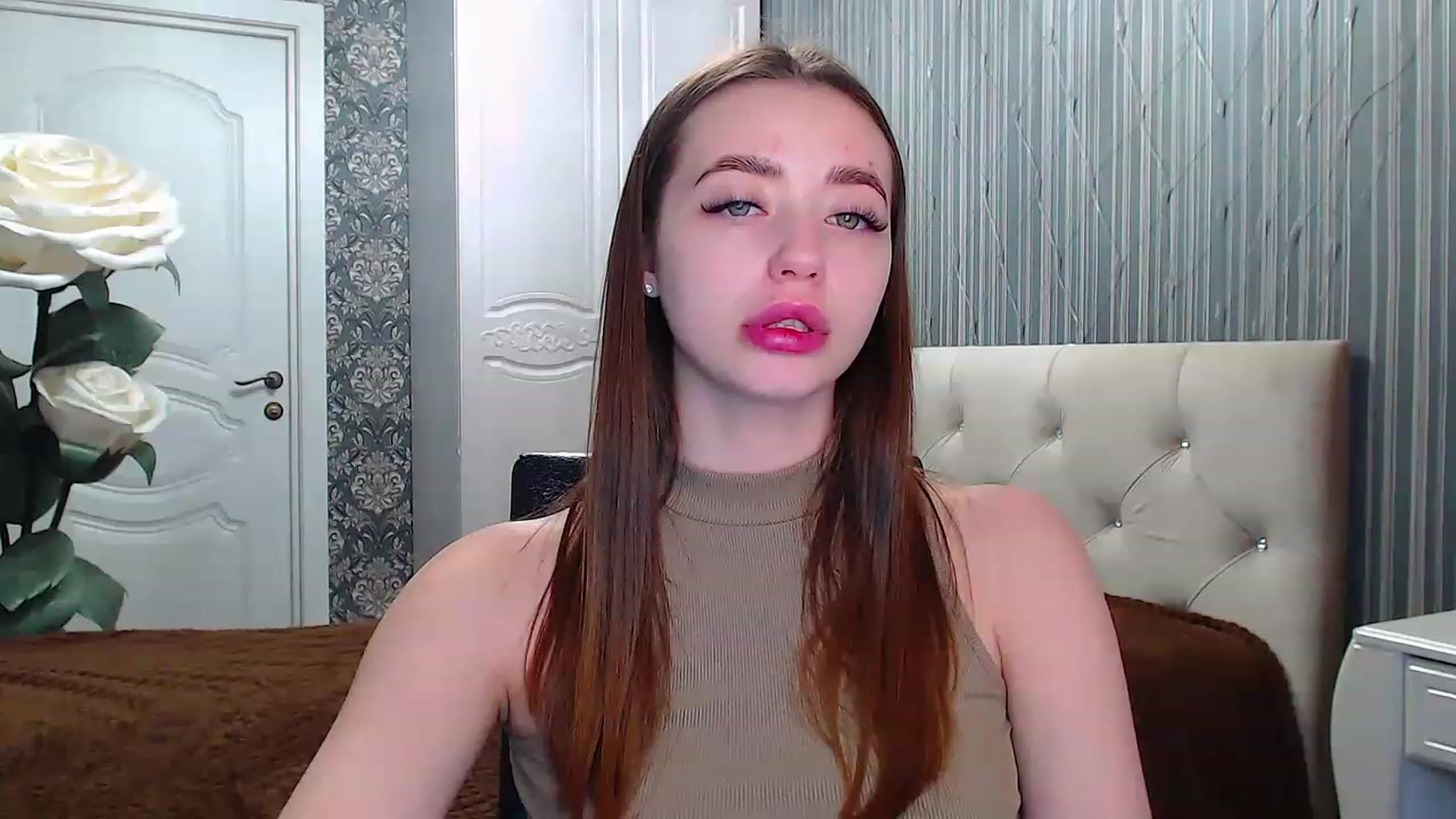 Gallery image thumbnail from EmeraldLilyyy's myfreecams stream on, 02/28/2023, 12:47 image 8 of 20