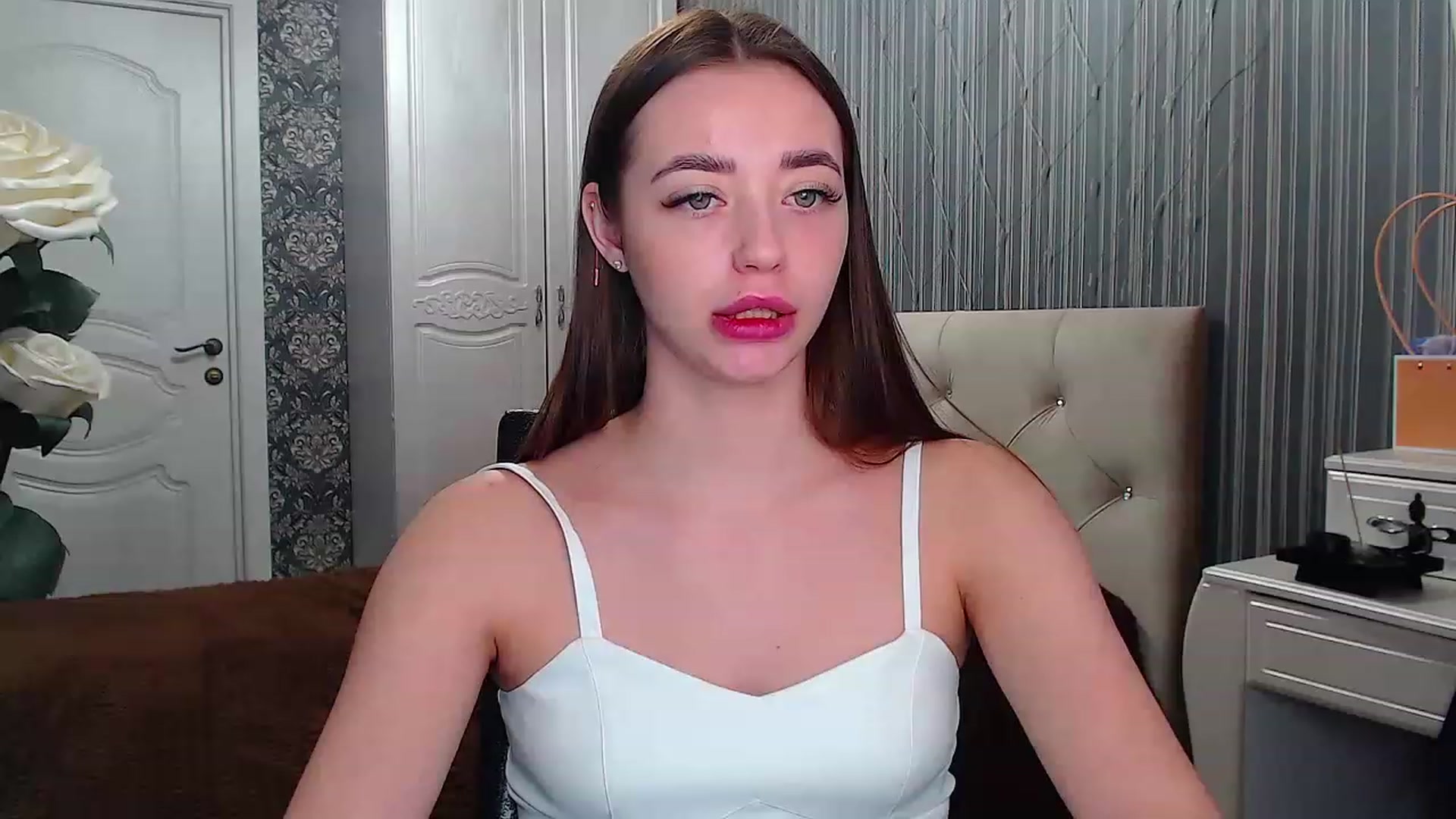 Gallery image thumbnail from EmeraldLilyyy's myfreecams stream on, 03/06/2023, 12:19 image 20 of 20