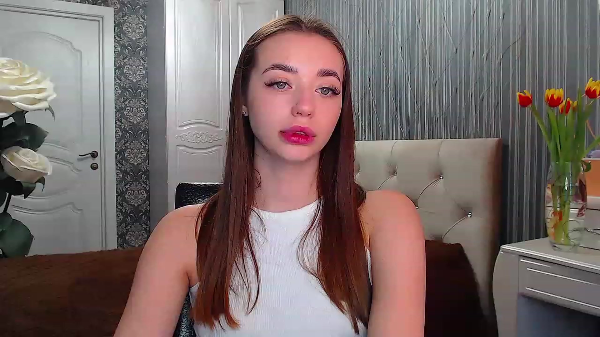 Gallery image thumbnail from EmeraldLilyyy's myfreecams stream on, 03/08/2023, 10:10 image 1 of 20
