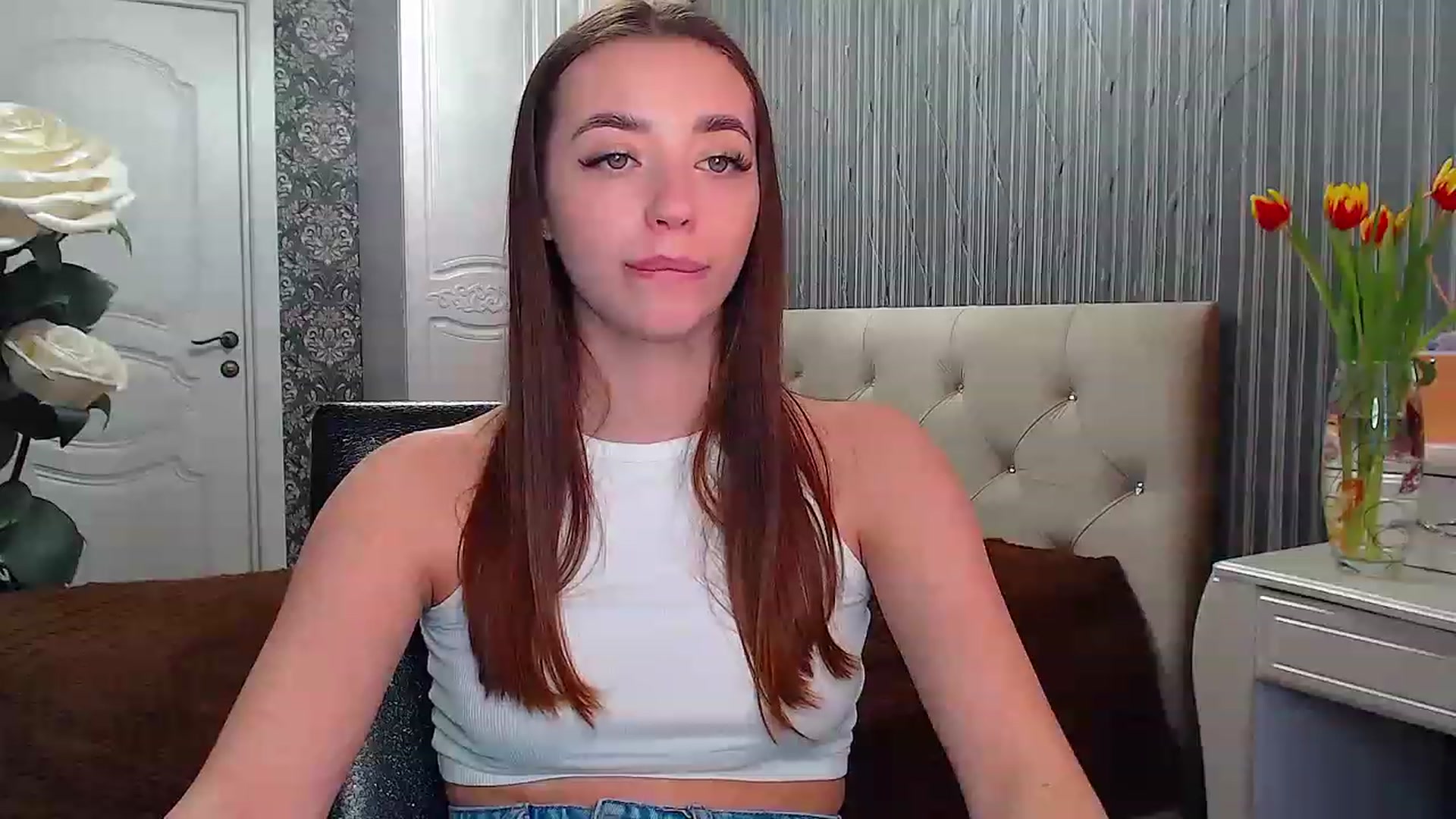Gallery image thumbnail from EmeraldLilyyy's myfreecams stream on, 03/08/2023, 10:10 image 15 of 20