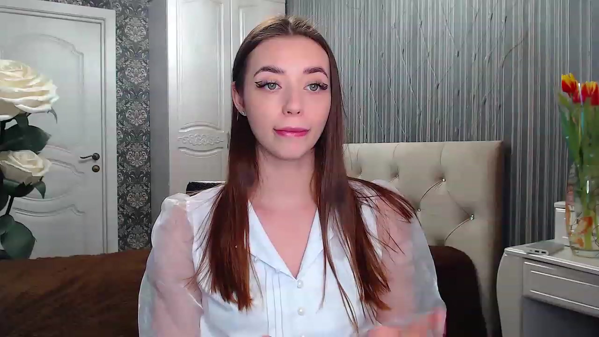 Gallery image thumbnail from EmeraldLilyyy's myfreecams stream on, 03/09/2023, 11:39 image 6 of 20