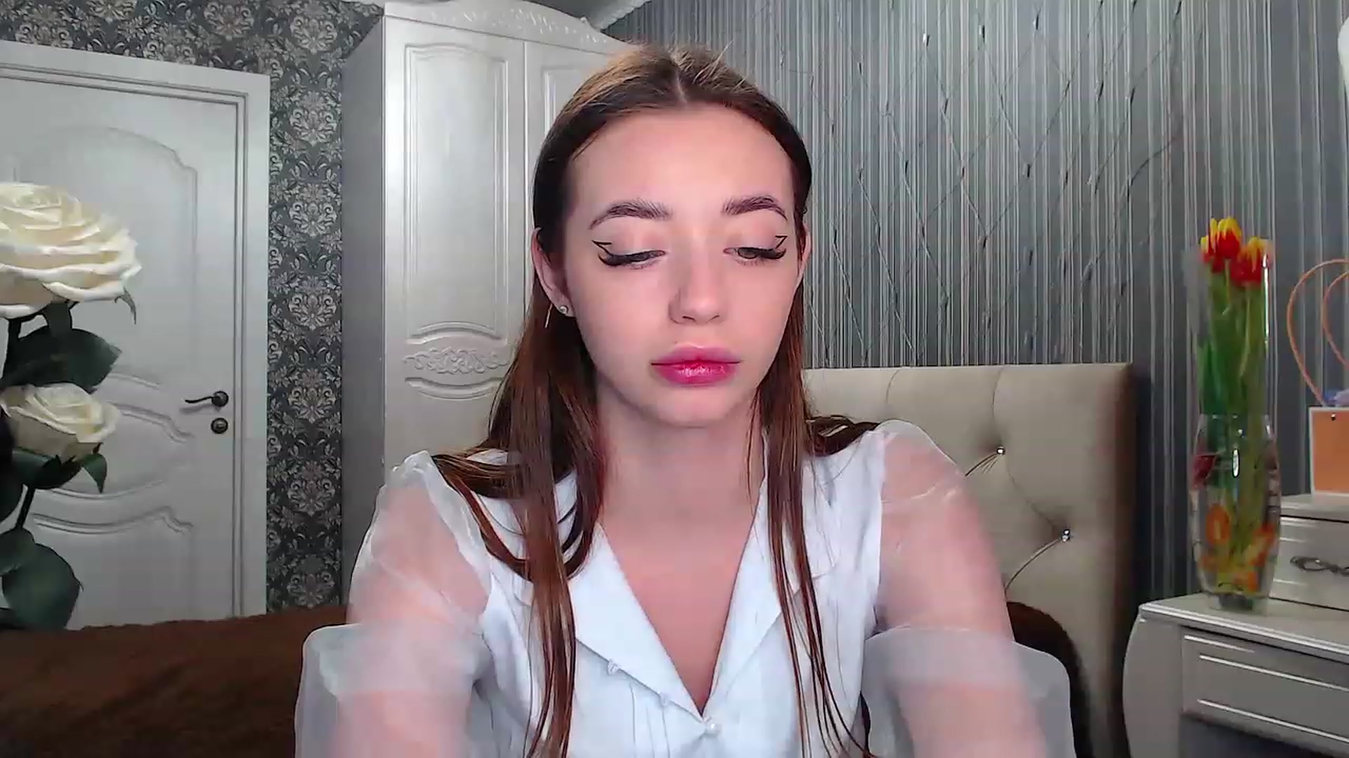 Gallery image thumbnail from EmeraldLilyyy's myfreecams stream on, 03/09/2023, 11:39 image 14 of 20