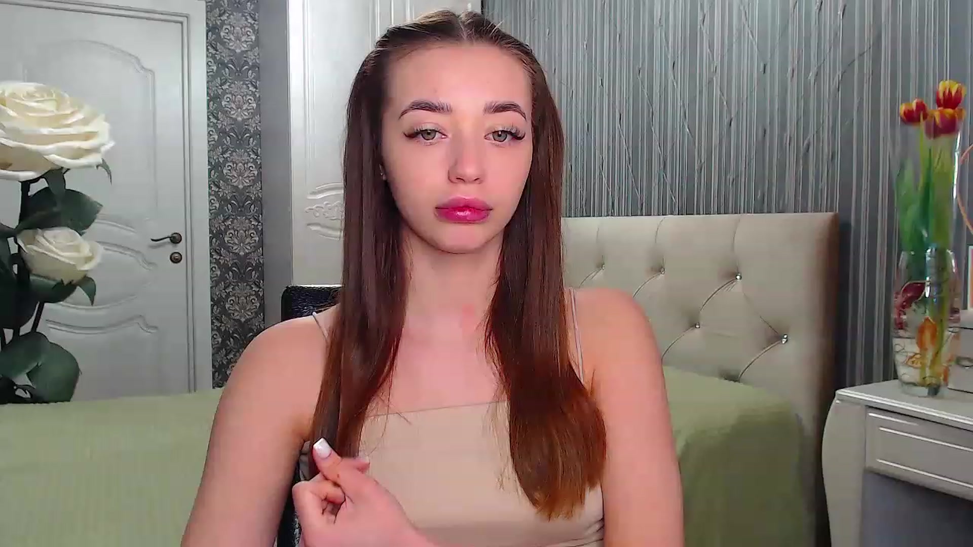 Gallery image thumbnail from EmeraldLilyyy's myfreecams stream on, 03/14/2023, 09:31 image 1 of 20