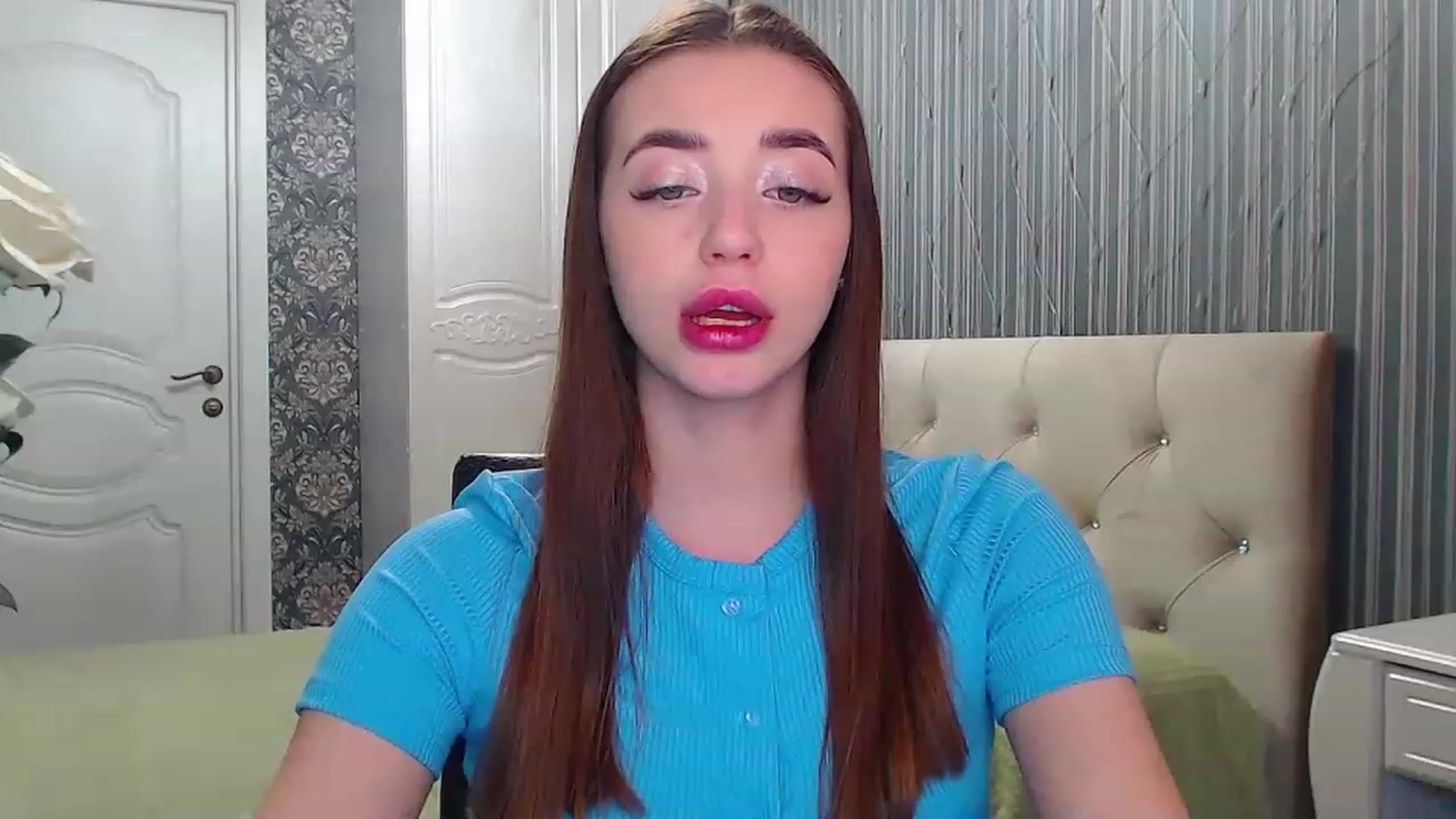 Gallery image thumbnail from EmeraldLilyyy's myfreecams stream on, 03/21/2023, 11:15 image 1 of 20