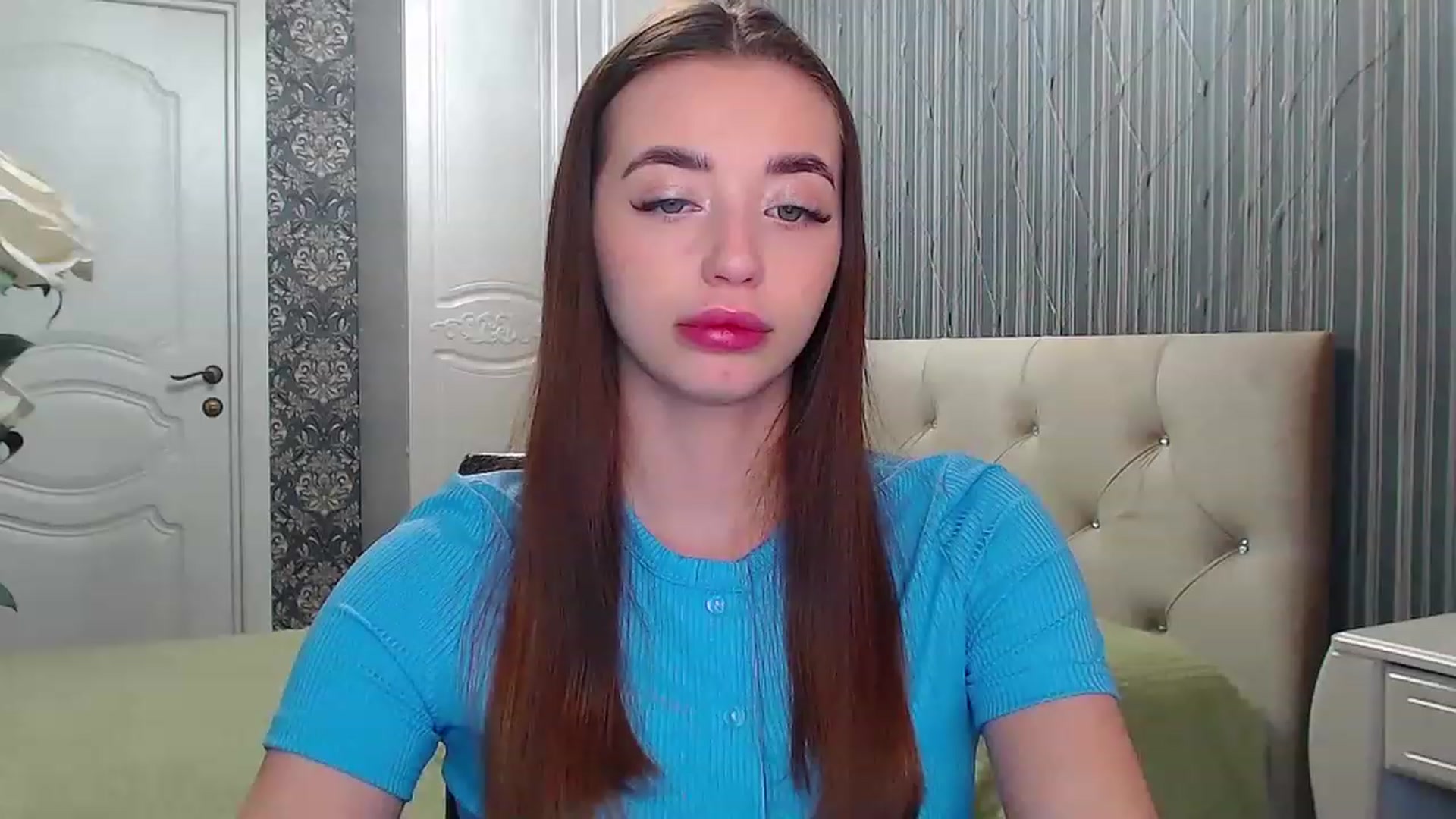 Gallery image thumbnail from EmeraldLilyyy's myfreecams stream on, 03/21/2023, 11:15 image 5 of 20
