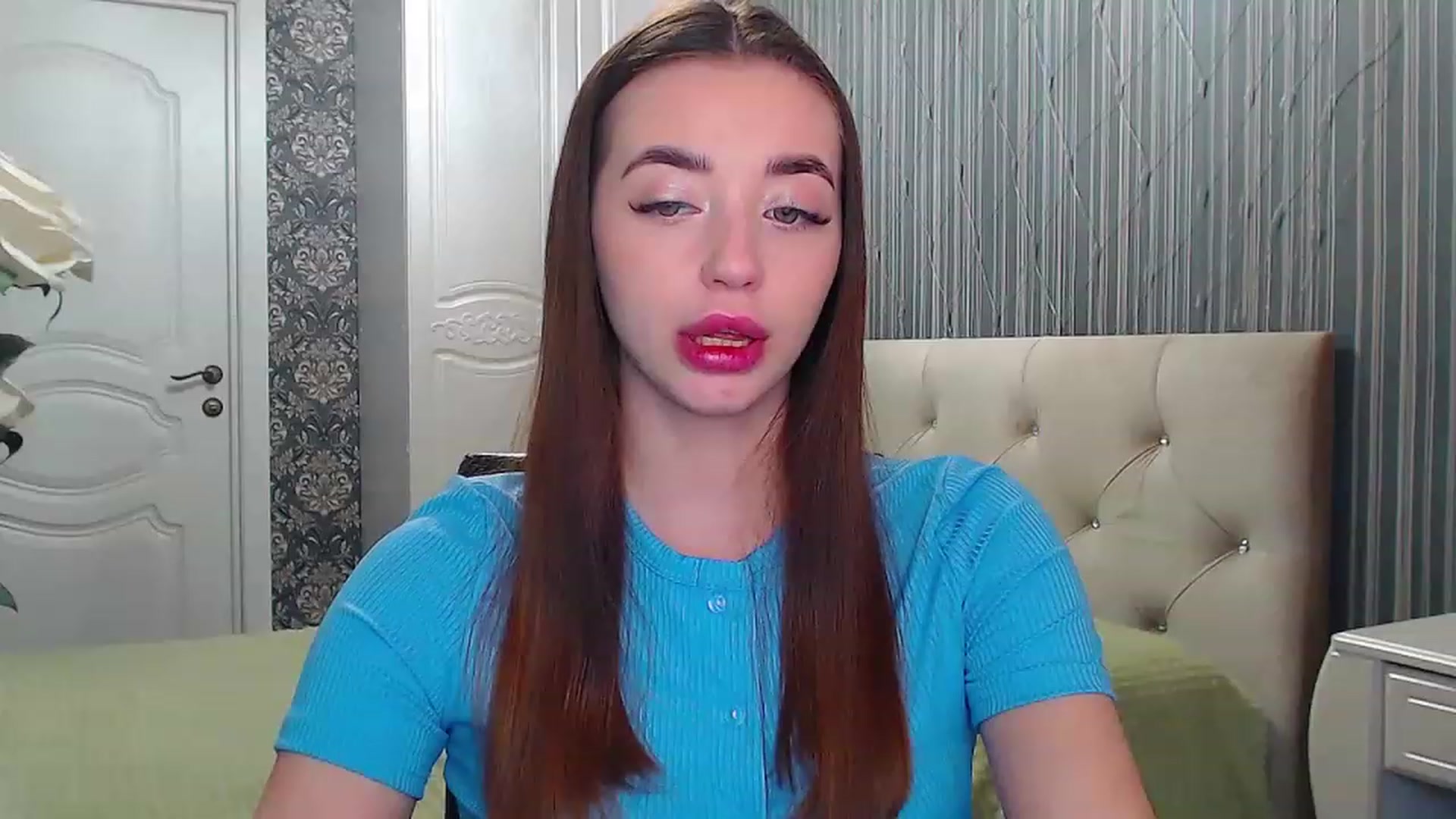 Gallery image thumbnail from EmeraldLilyyy's myfreecams stream on, 03/21/2023, 11:15 image 7 of 20