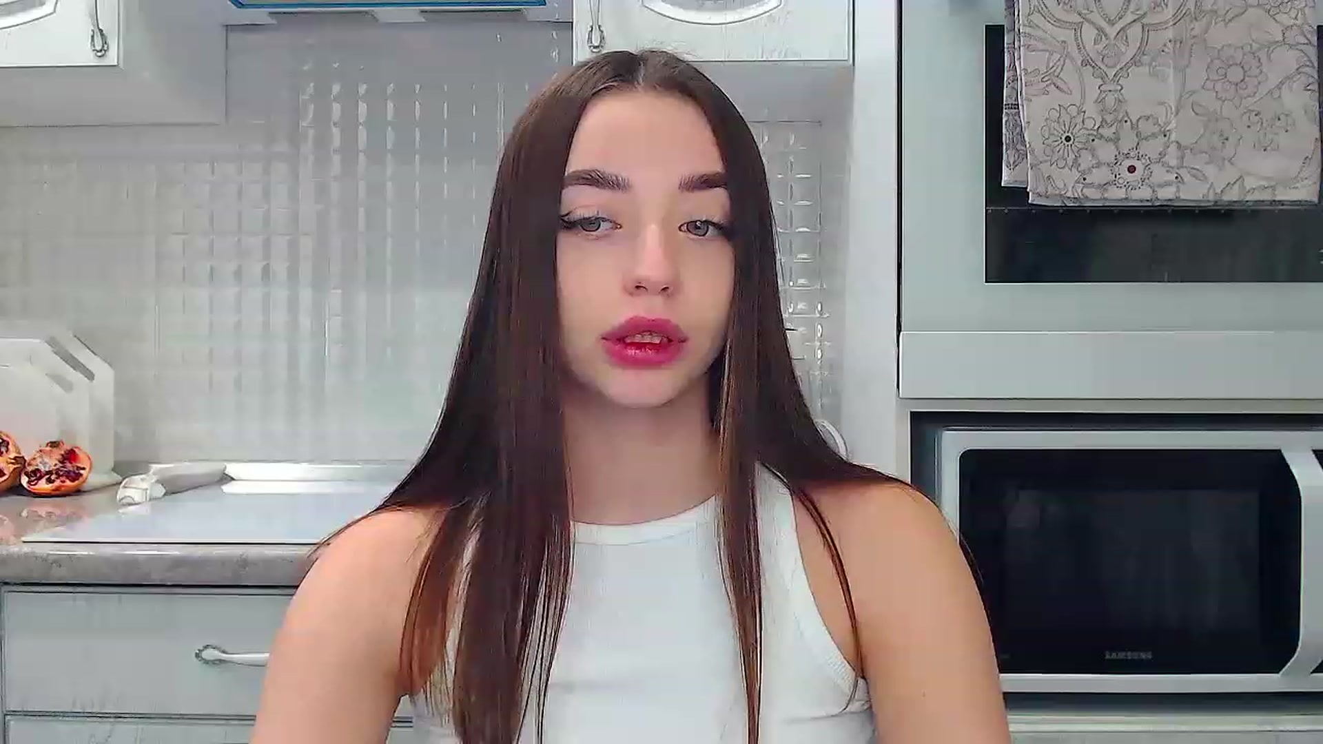 Gallery image thumbnail from EmeraldLilyyy's myfreecams stream on, 03/24/2023, 12:51 image 8 of 20
