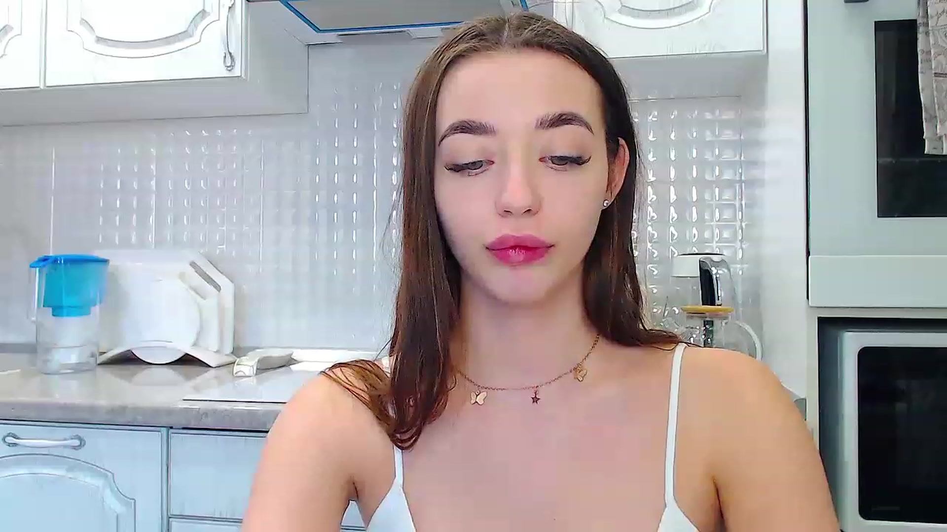 Gallery image thumbnail from EmeraldLilyyy's myfreecams stream on, 03/25/2023, 13:55 image 15 of 20