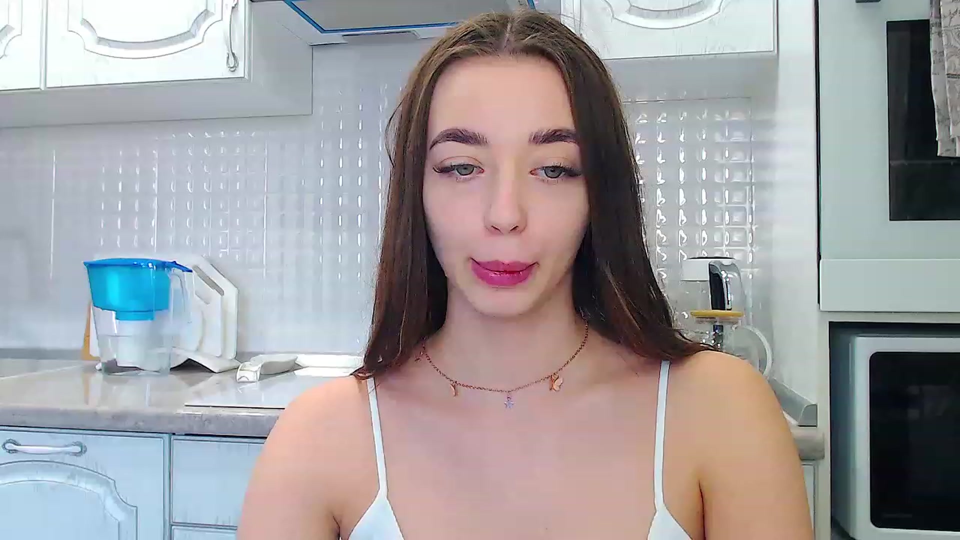 Gallery image thumbnail from EmeraldLilyyy's myfreecams stream on, 03/25/2023, 13:55 image 11 of 20