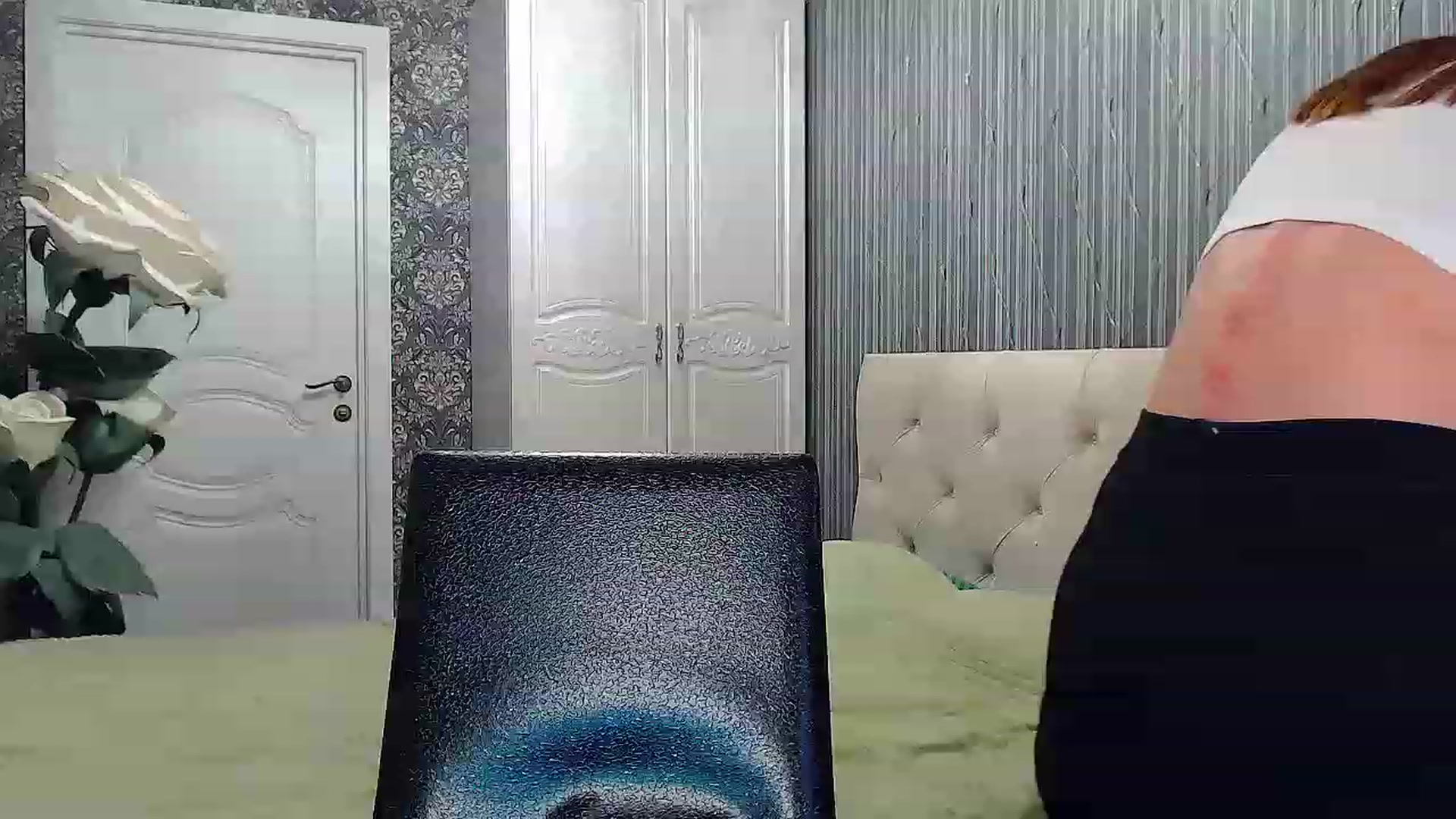 Gallery image thumbnail from EmeraldLilyyy's myfreecams stream on, 04/01/2023, 11:20 image 12 of 20