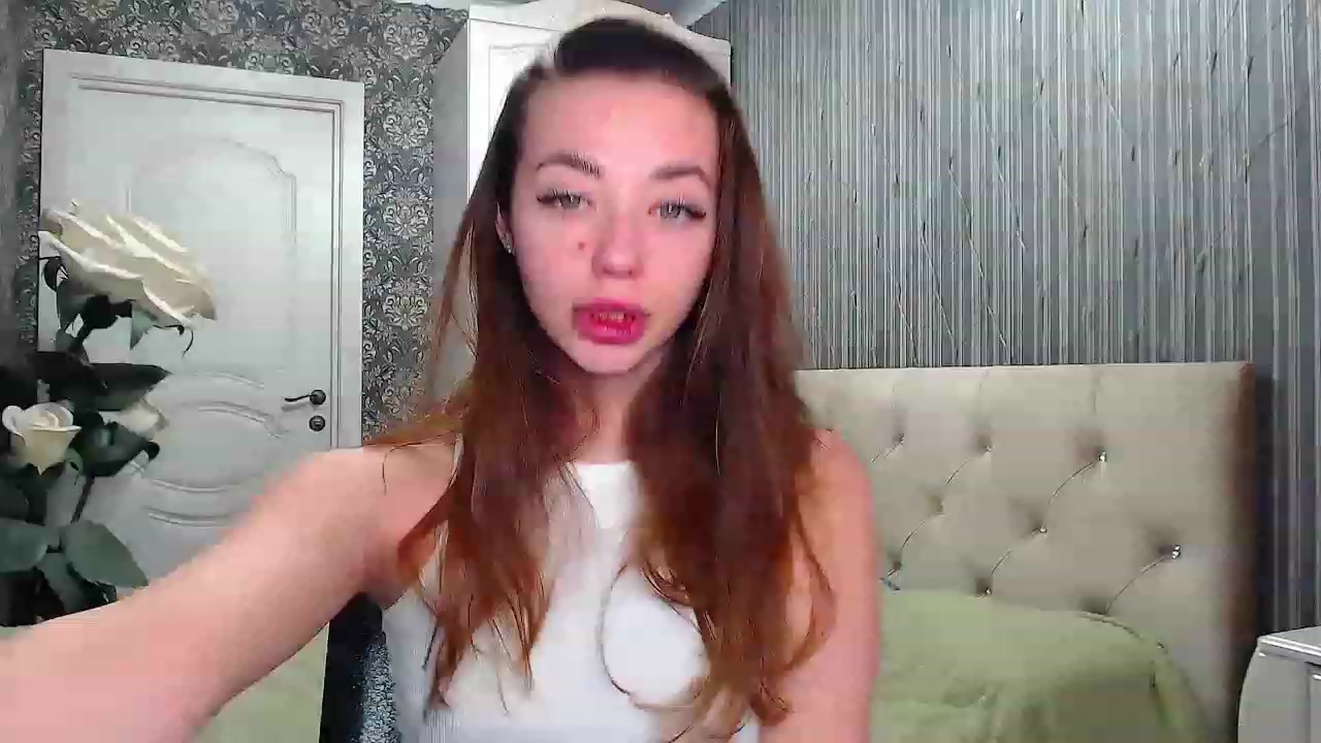 Gallery image thumbnail from EmeraldLilyyy's myfreecams stream on, 04/02/2023, 11:22 image 1 of 20