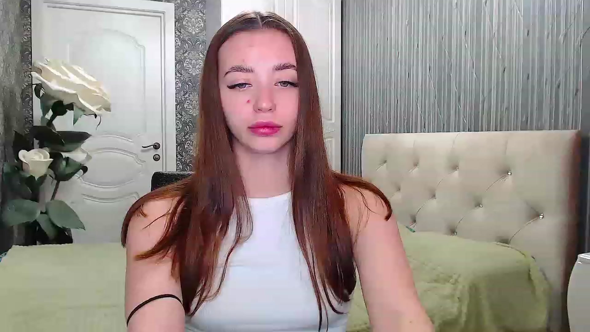 Gallery image thumbnail from EmeraldLilyyy's myfreecams stream on, 04/02/2023, 11:22 image 16 of 20