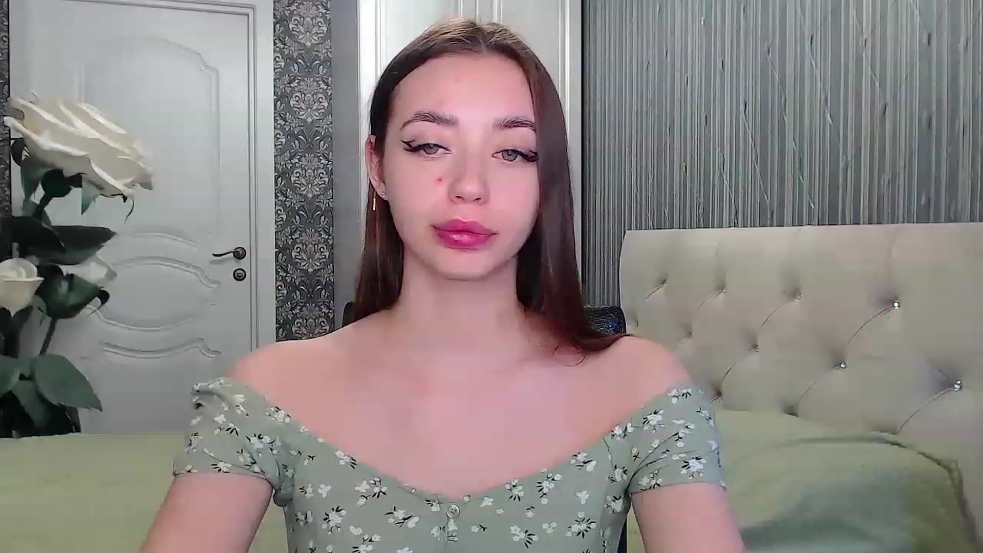 Gallery image thumbnail from EmeraldLilyyy's myfreecams stream on, 04/03/2023, 10:38 image 4 of 20