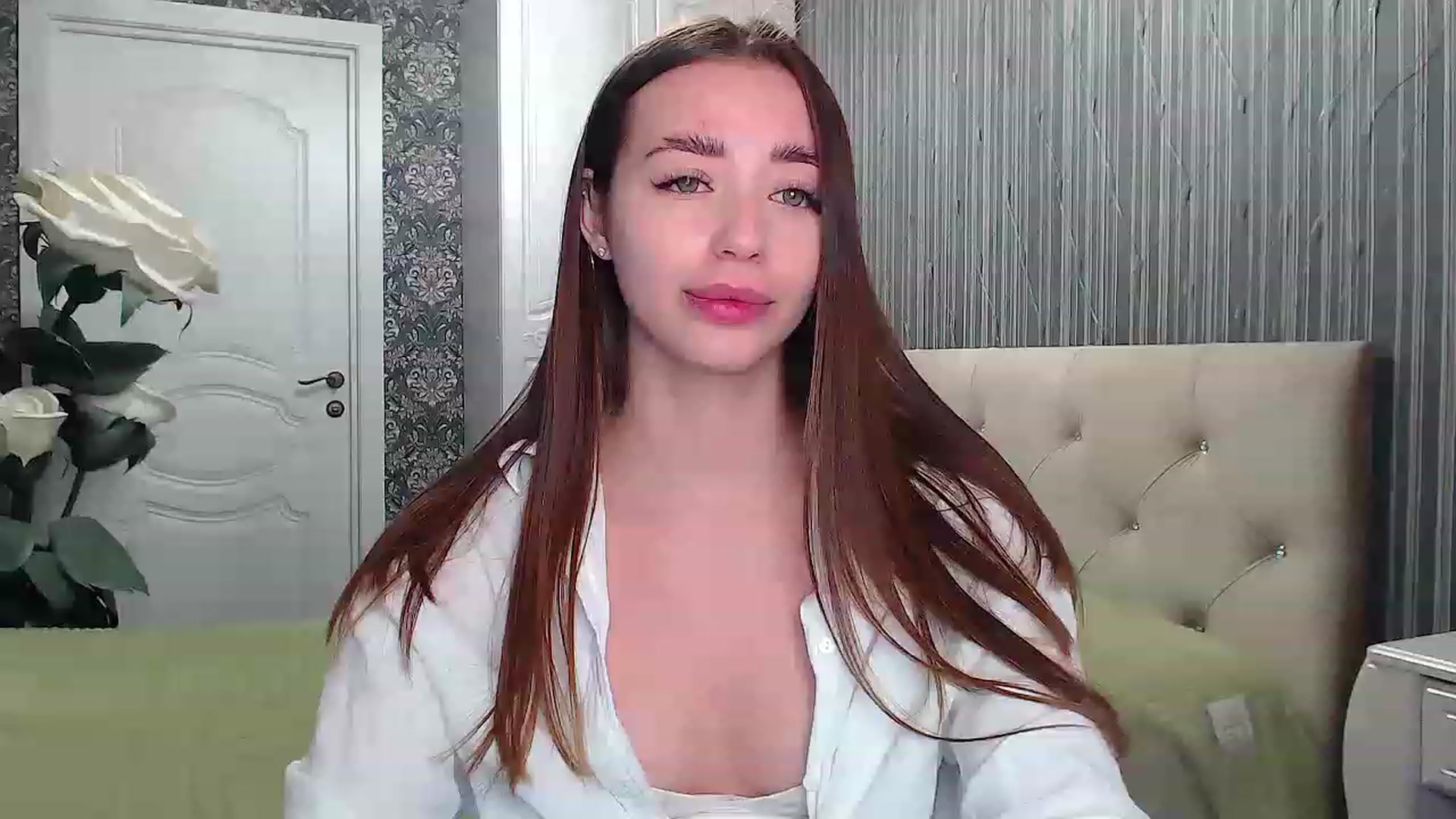 Gallery image thumbnail from EmeraldLilyyy's myfreecams stream on, 04/10/2023, 12:24 image 7 of 20