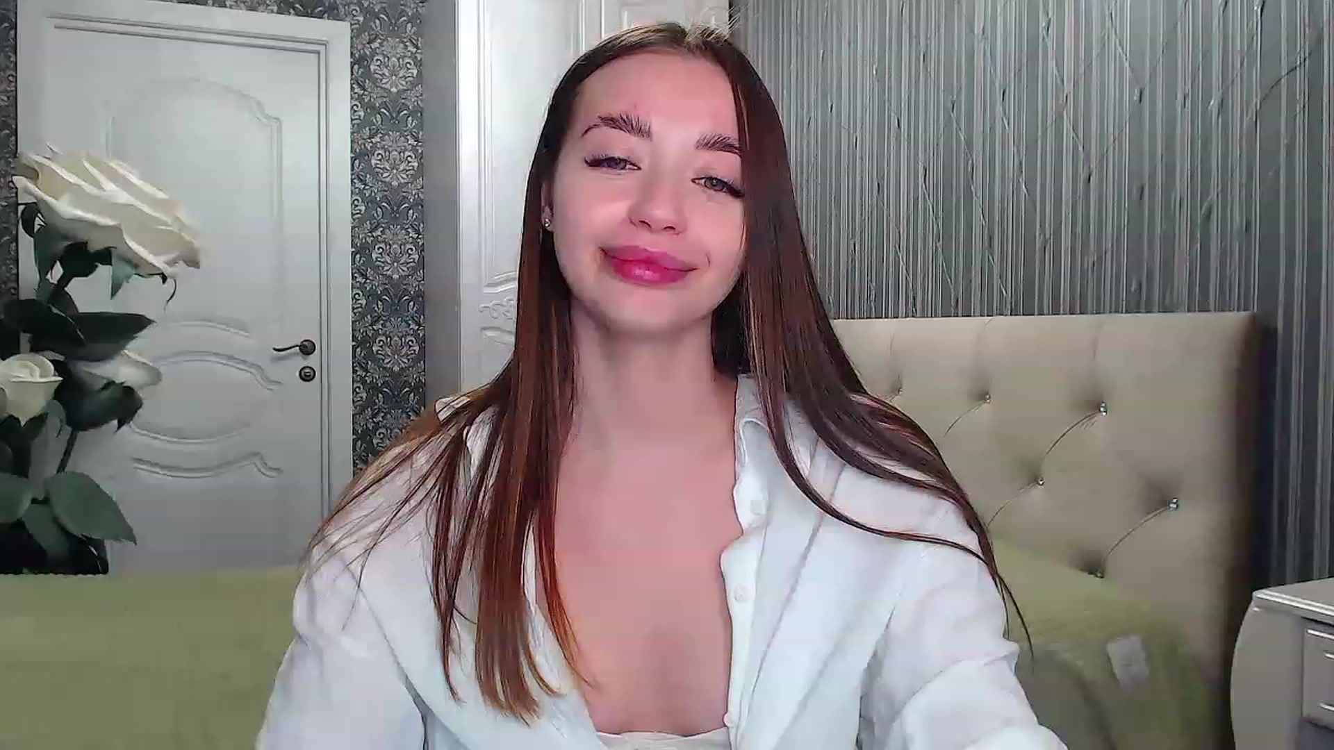 Gallery image thumbnail from EmeraldLilyyy's myfreecams stream on, 04/10/2023, 12:24 image 9 of 20