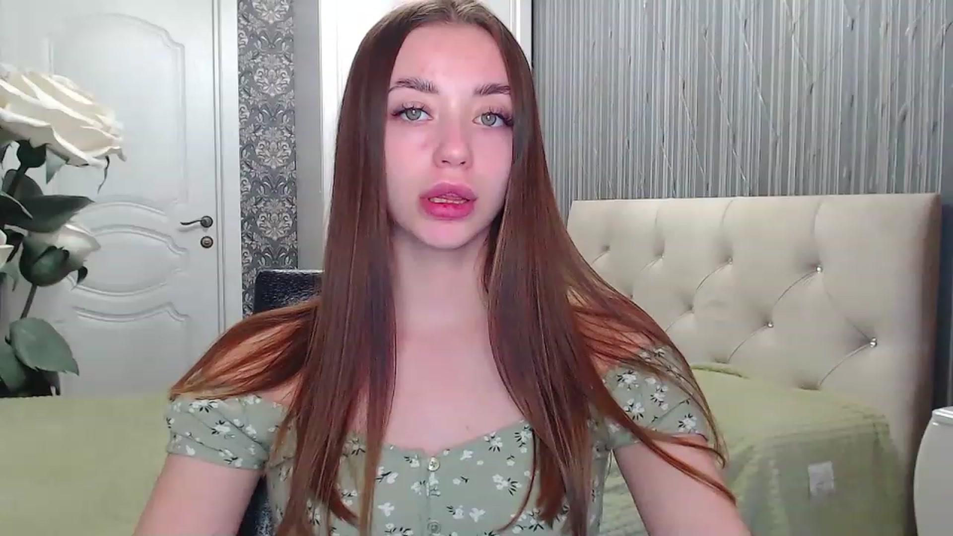 Gallery image thumbnail from EmeraldLilyyy's myfreecams stream on, 04/18/2023, 09:02 image 6 of 20