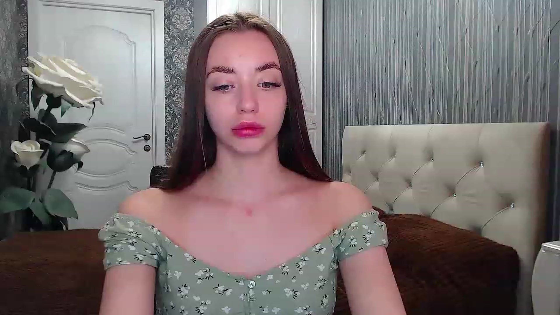 Gallery image thumbnail from EmeraldLilyyy's myfreecams stream on, 04/23/2023, 11:05 image 2 of 20
