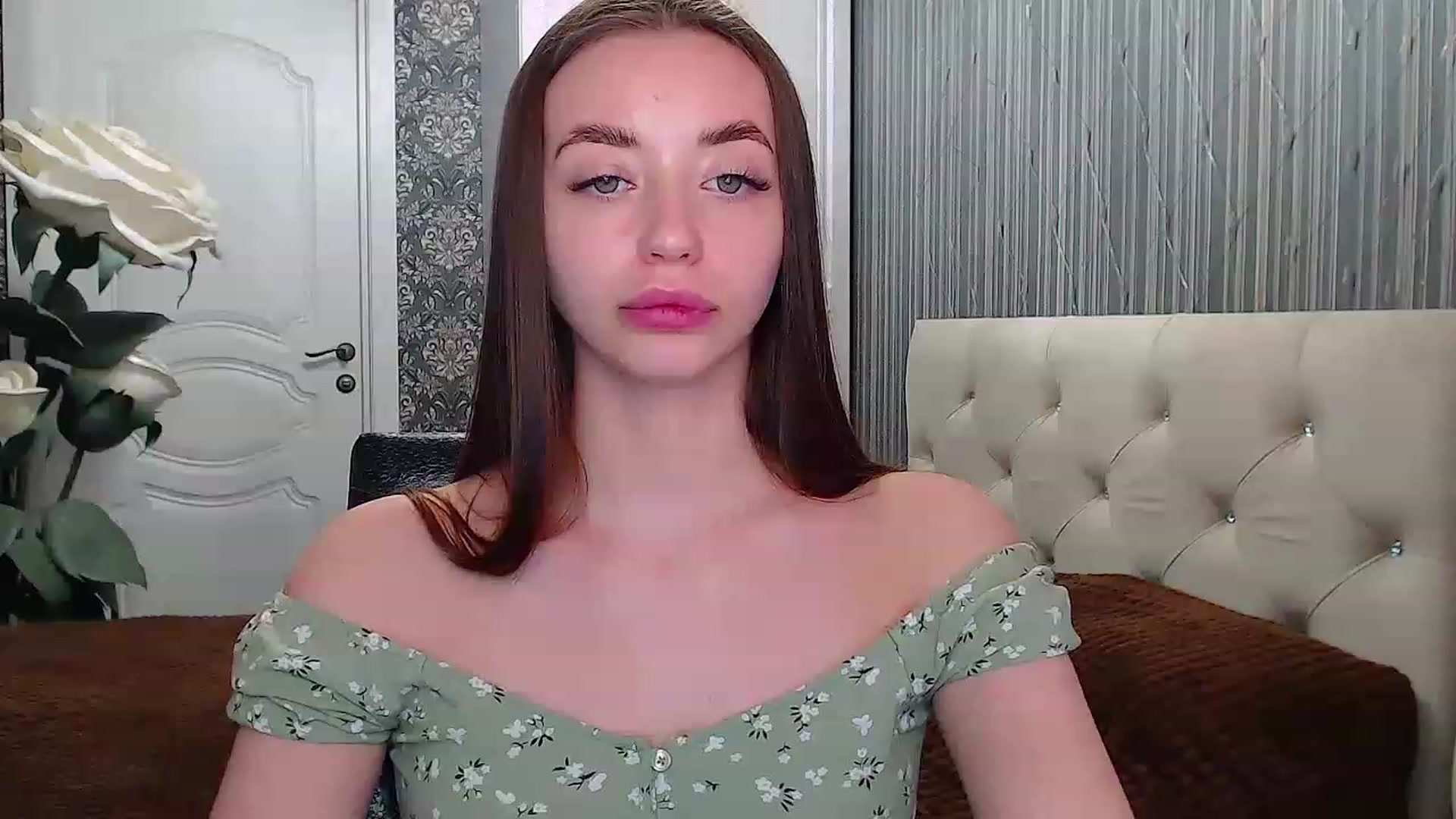 Gallery image thumbnail from EmeraldLilyyy's myfreecams stream on, 04/23/2023, 11:36 image 16 of 20