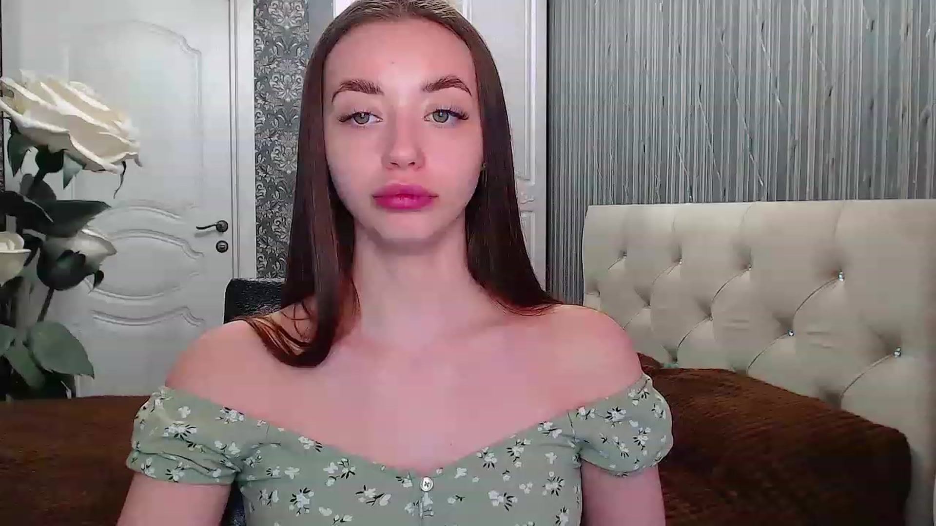 Gallery image thumbnail from EmeraldLilyyy's myfreecams stream on, 04/23/2023, 11:36 image 7 of 20