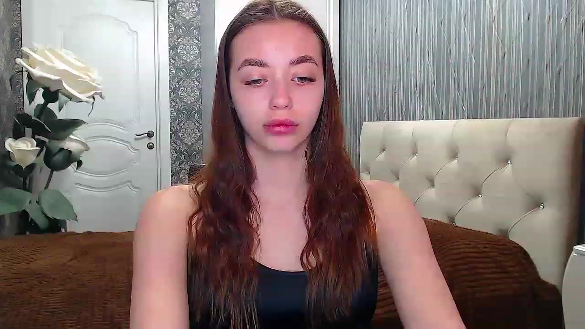 Gallery image thumbnail from EmeraldLilyyy's myfreecams stream on, 04/26/2023, 08:35 image 16 of 20