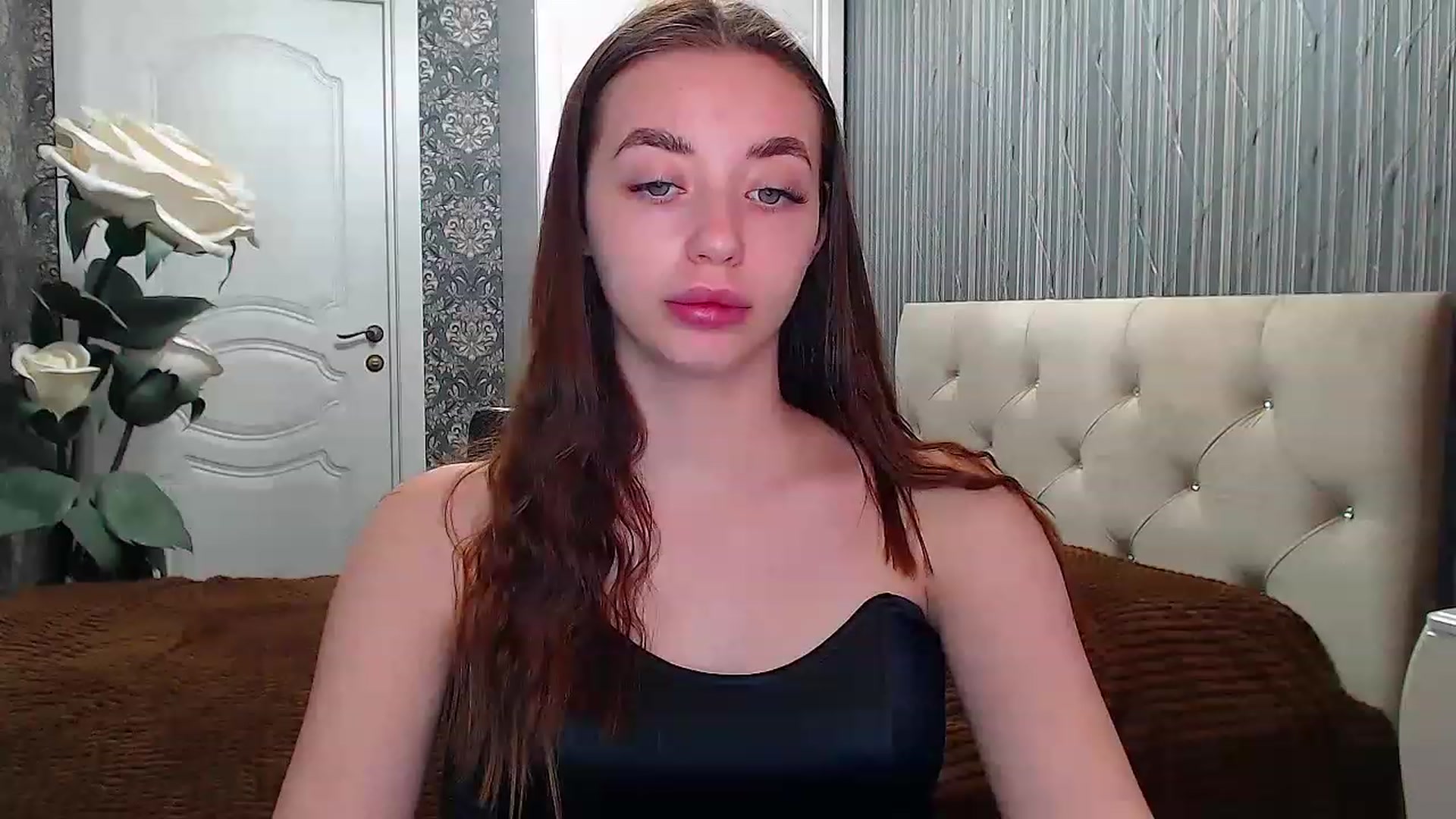 Gallery image thumbnail from EmeraldLilyyy's myfreecams stream on, 04/26/2023, 08:35 image 19 of 20