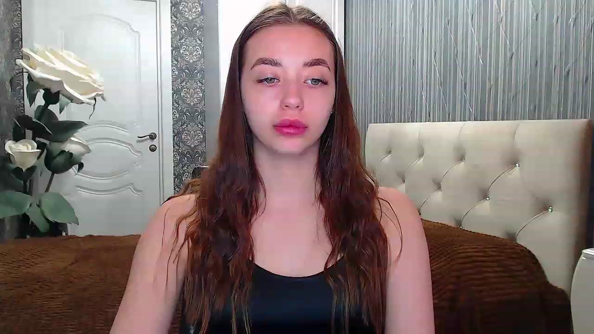 Gallery image thumbnail from EmeraldLilyyy's myfreecams stream on, 04/26/2023, 08:35 image 8 of 20