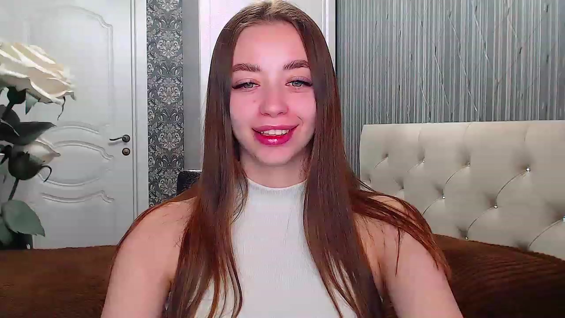 Gallery image thumbnail from EmeraldLilyyy's myfreecams stream on, 04/29/2023, 09:27 image 8 of 20