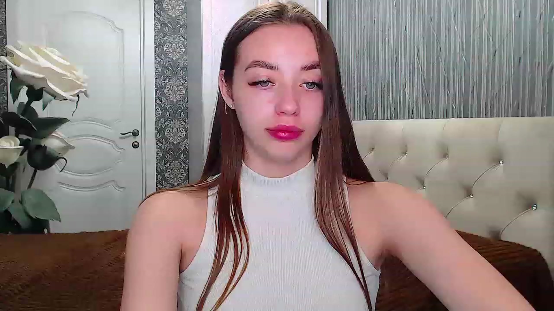 Gallery image thumbnail from EmeraldLilyyy's myfreecams stream on, 04/29/2023, 10:24 image 20 of 20