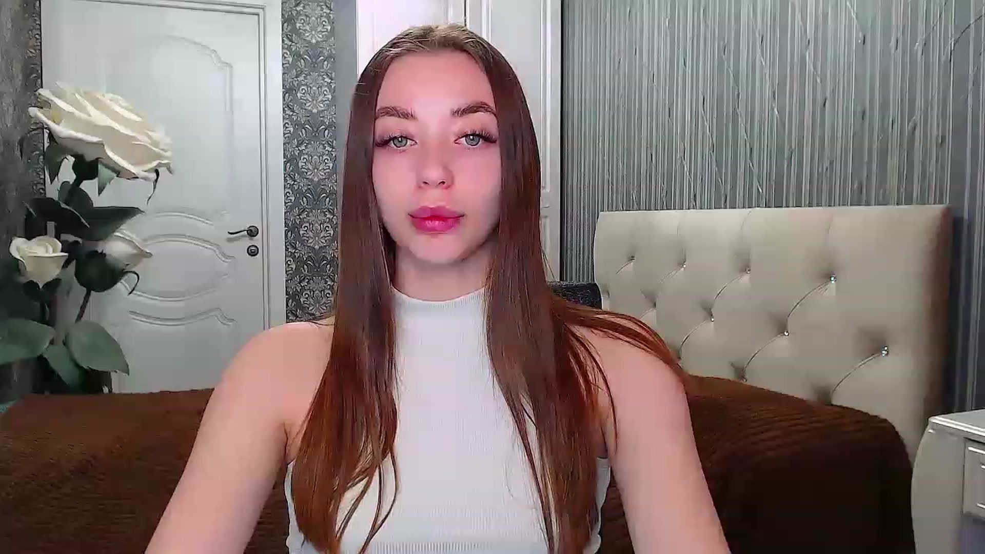 Gallery image thumbnail from EmeraldLilyyy's myfreecams stream on, 04/29/2023, 10:24 image 4 of 20