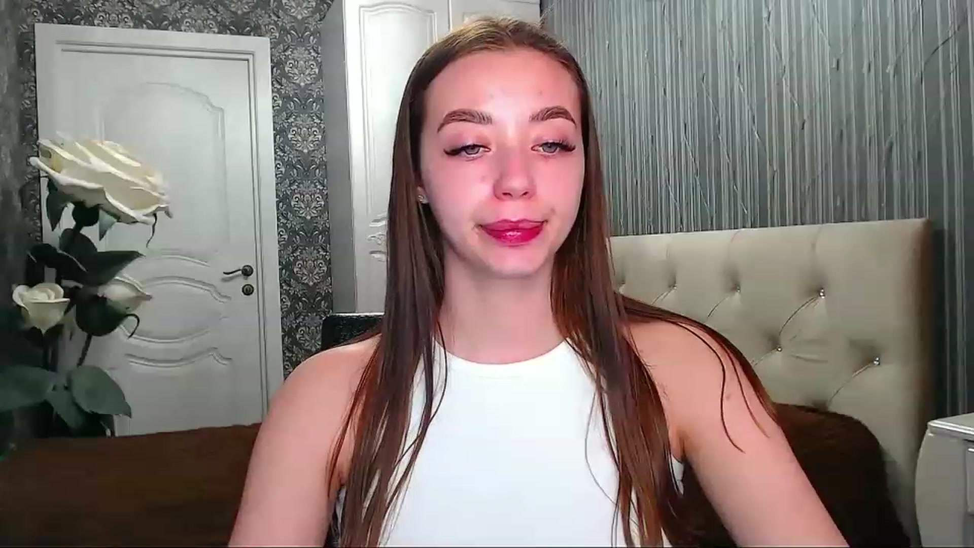 Gallery image thumbnail from EmeraldLilyyy's myfreecams stream on, 05/03/2023, 10:34 image 18 of 20