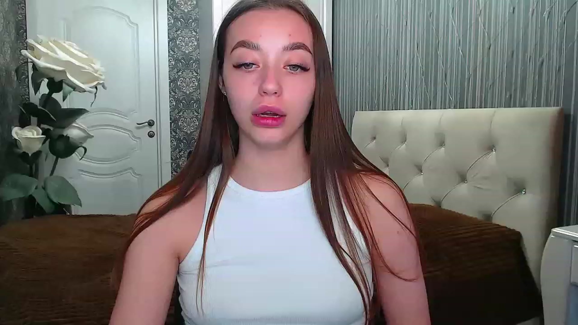 Gallery image thumbnail from EmeraldLilyyy's myfreecams stream on, 05/04/2023, 13:45 image 3 of 20