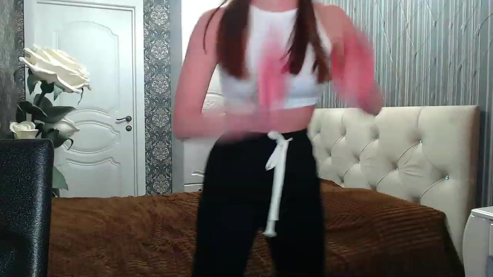 Gallery image thumbnail from EmeraldLilyyy's myfreecams stream on, 05/04/2023, 13:45 image 14 of 20